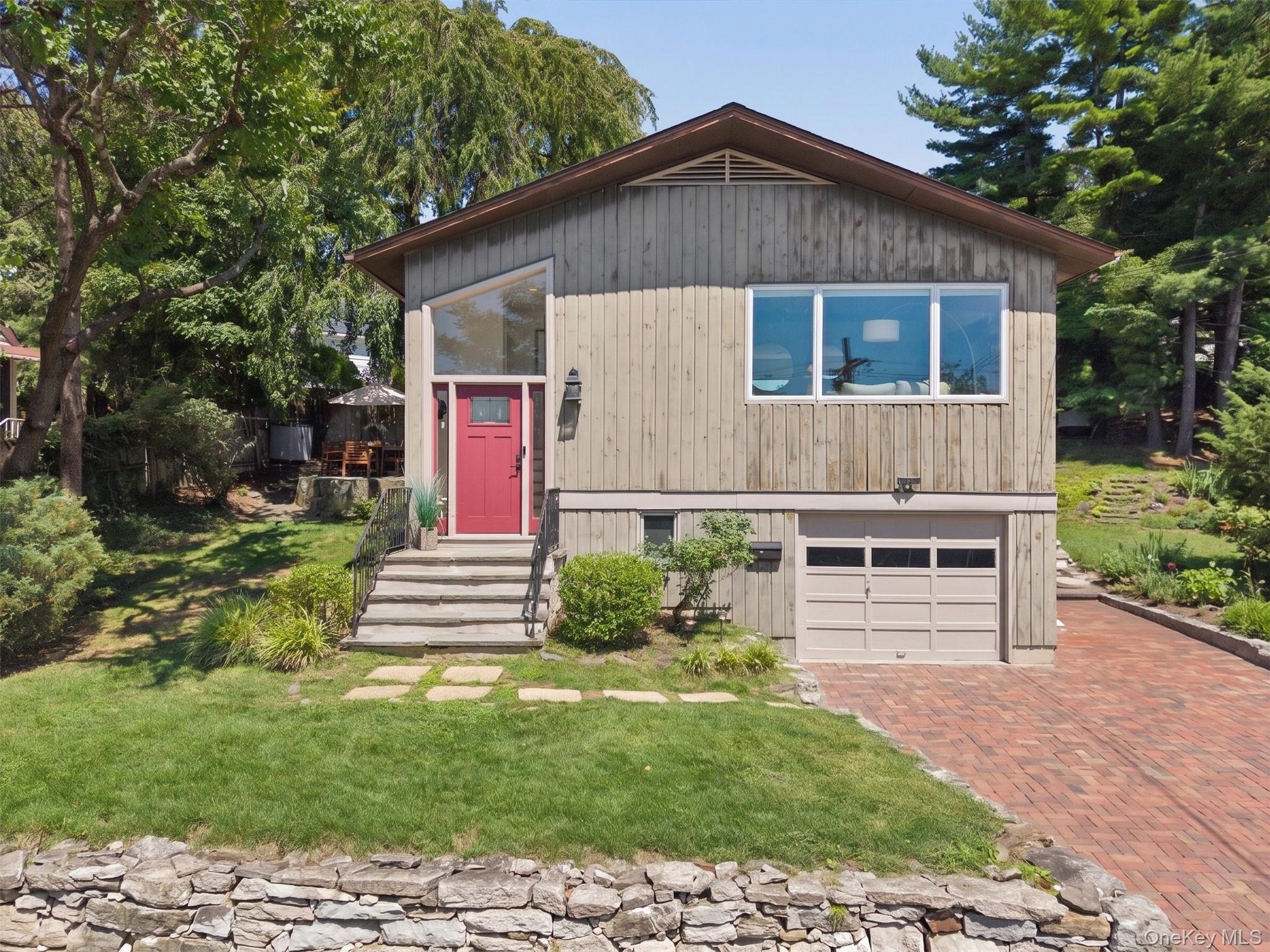 12 Livingston Avenue Property Photo 1
