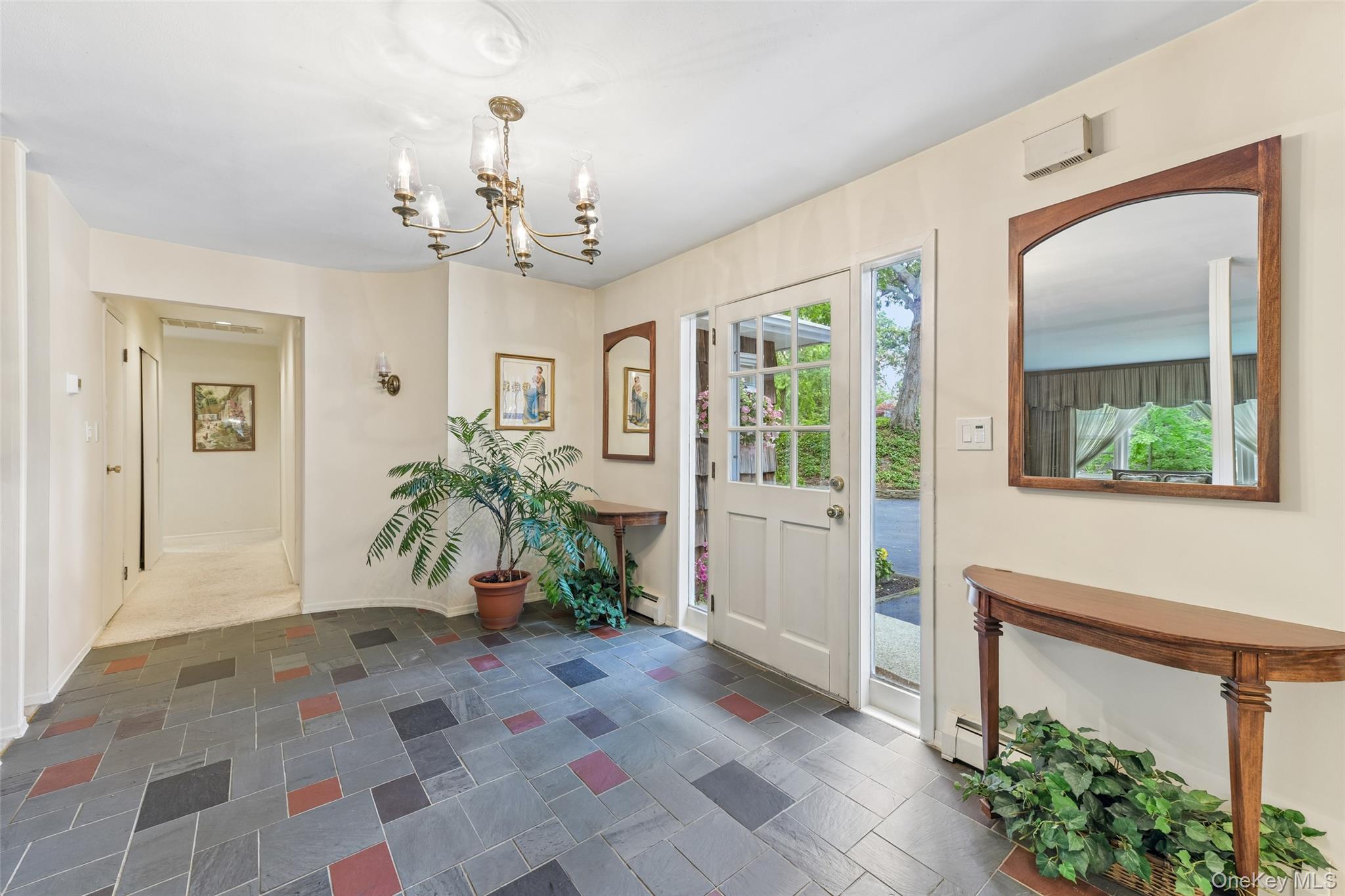 14 Mont Avenue Property Photo 8
