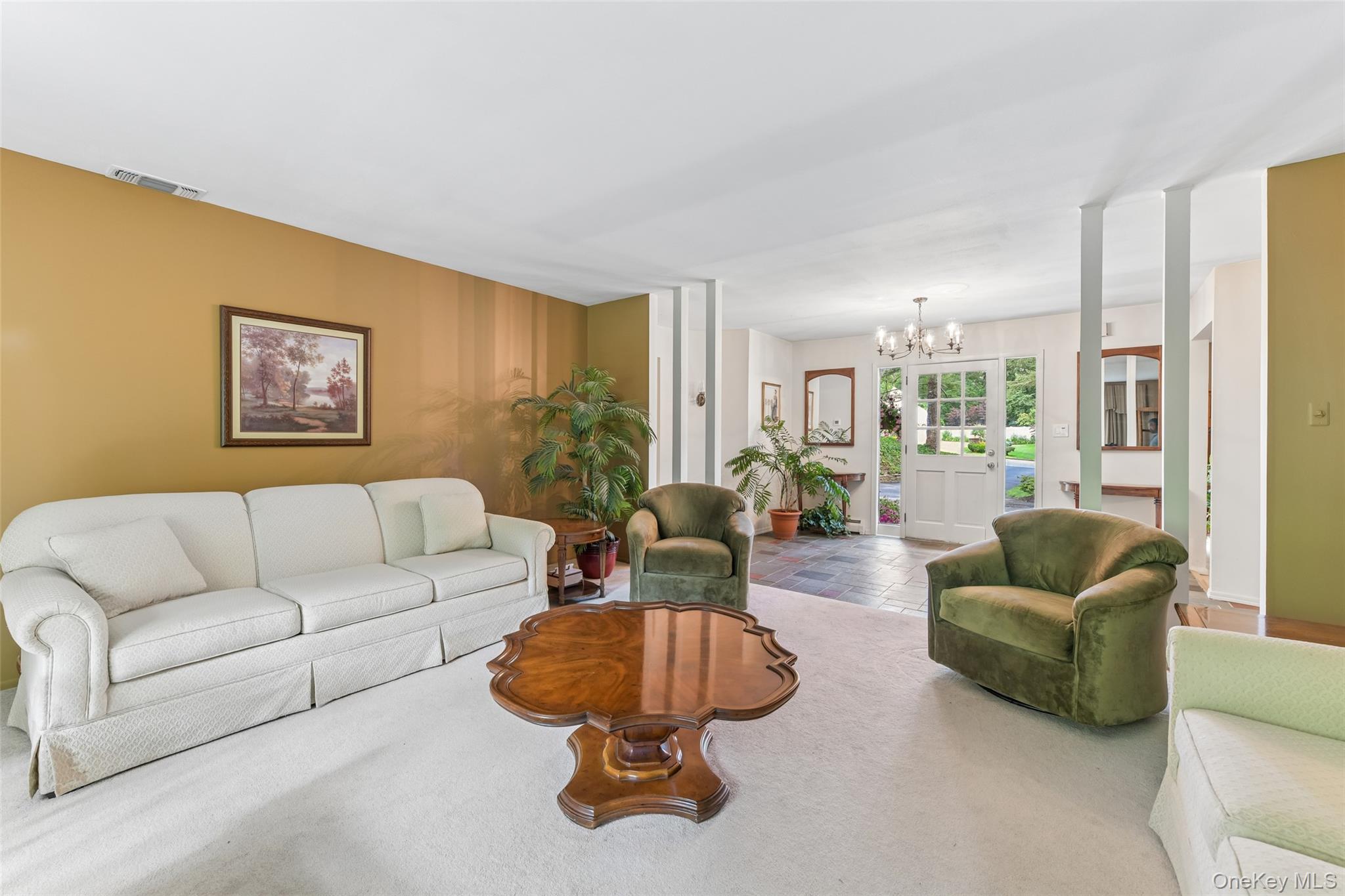 14 Mont Avenue Property Photo 13