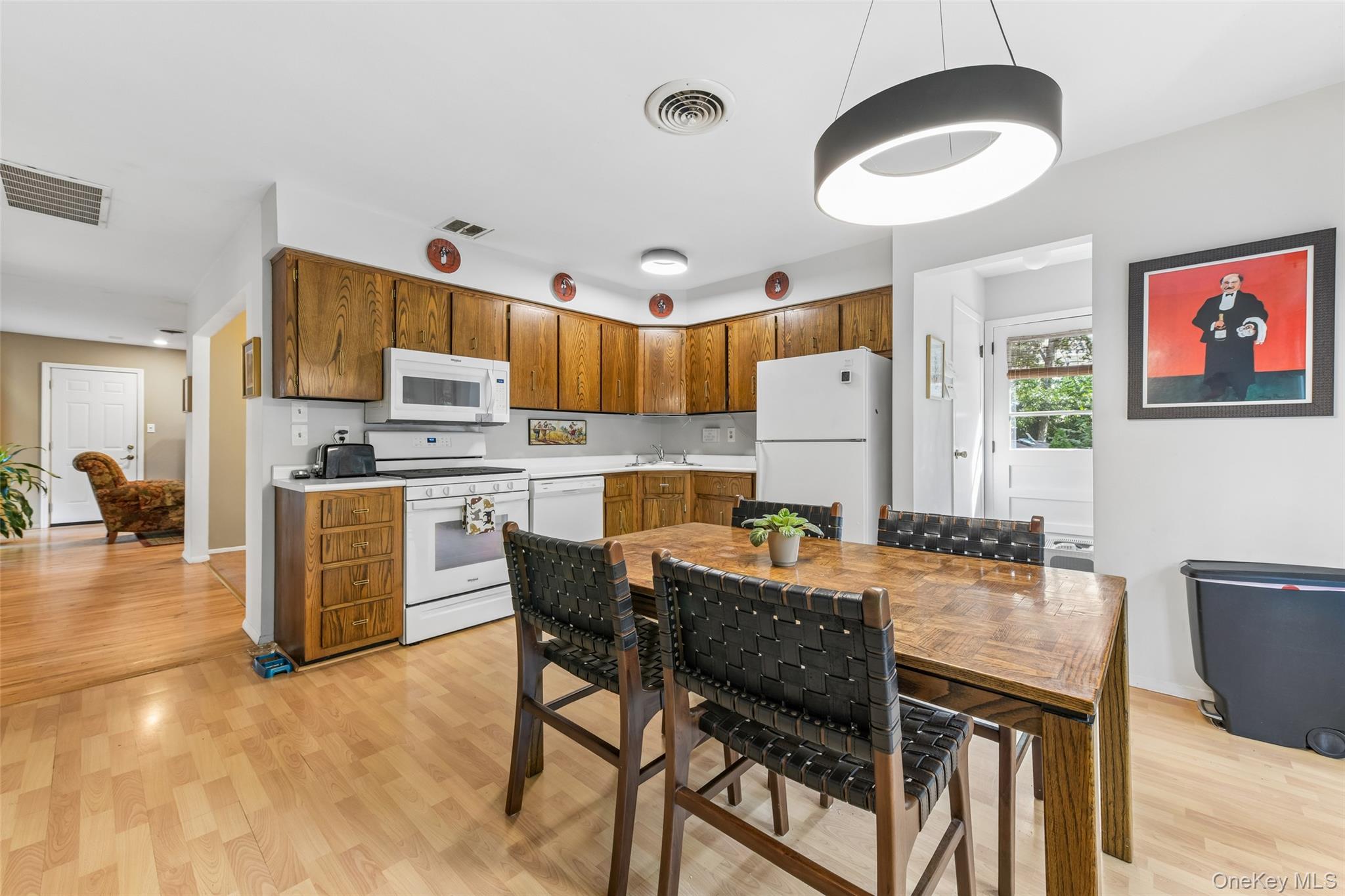 14 Mont Avenue Property Photo 19