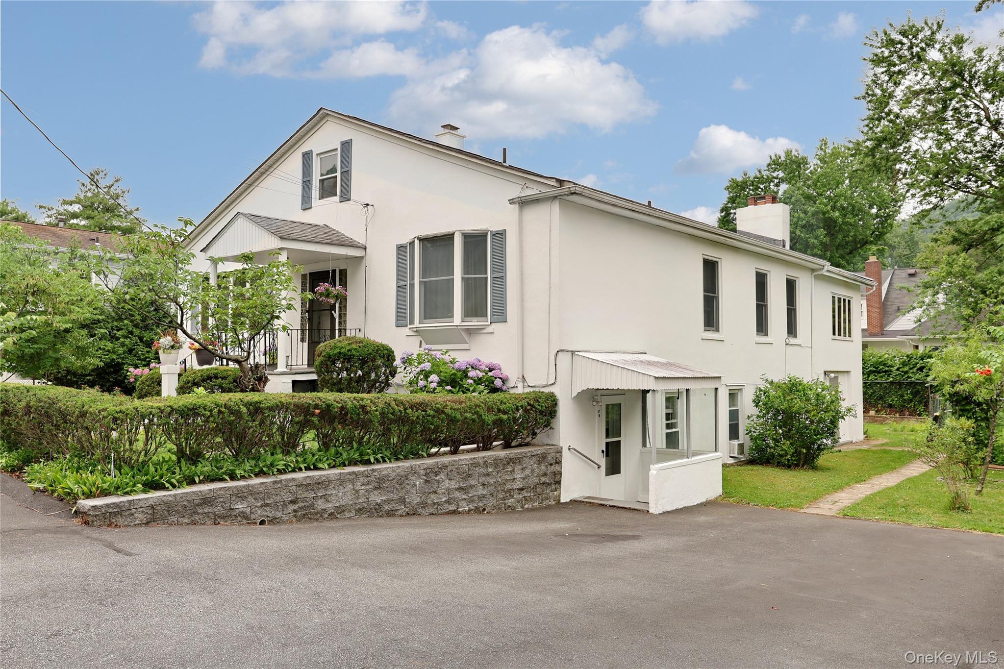 2 Westend Avenue Property Photo 2