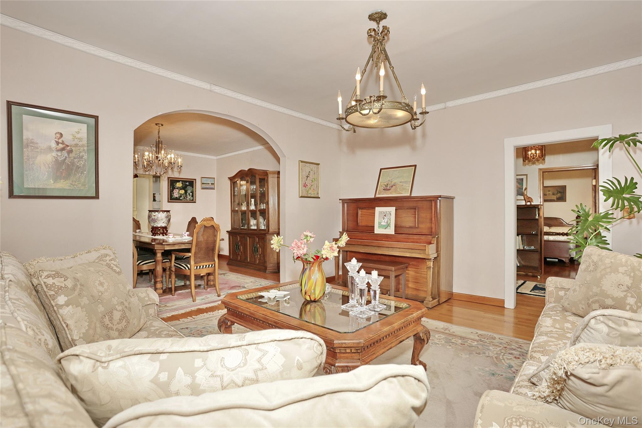 2 Westend Avenue Property Photo 7