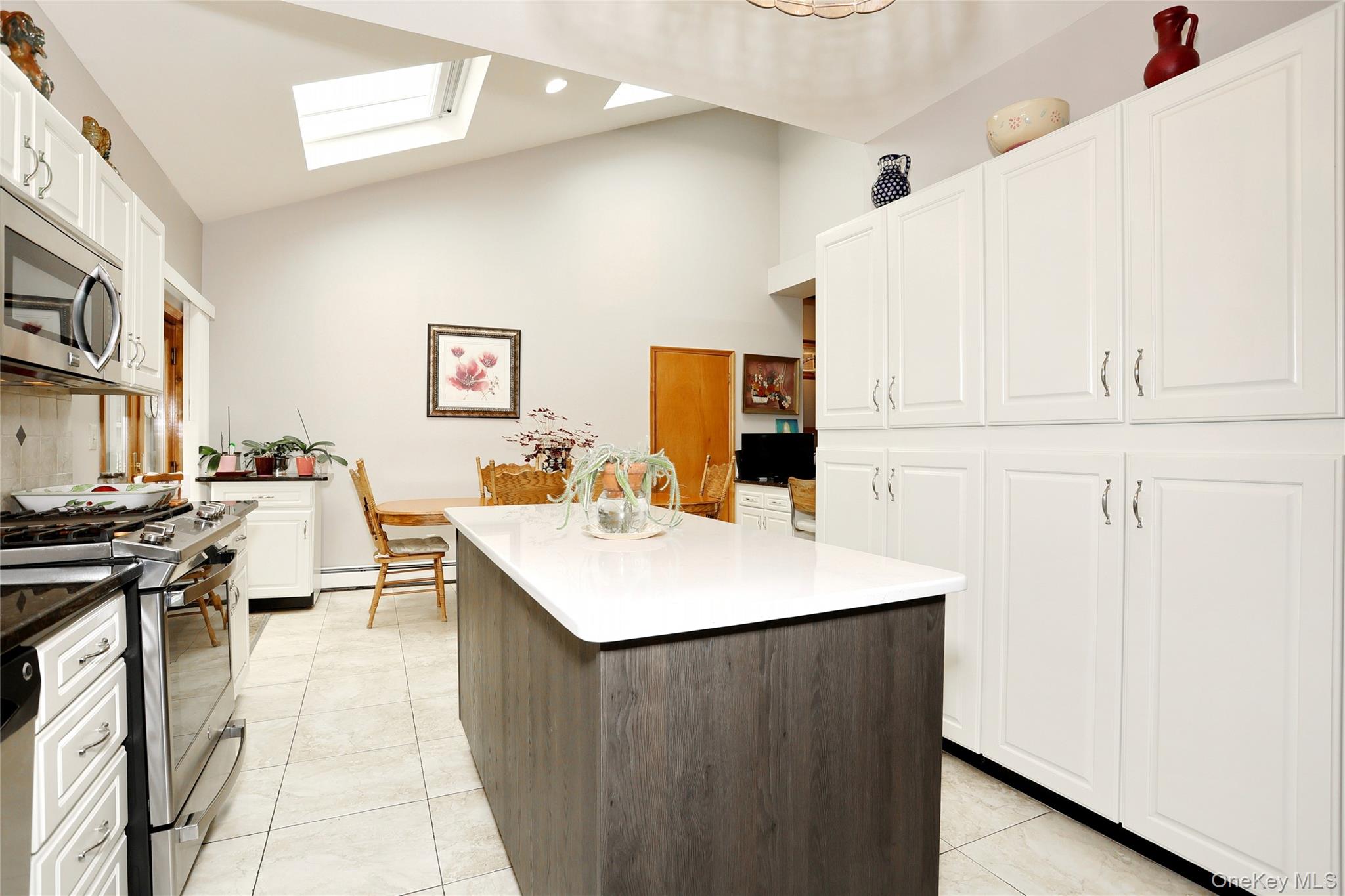 2 Westend Avenue Property Photo 12