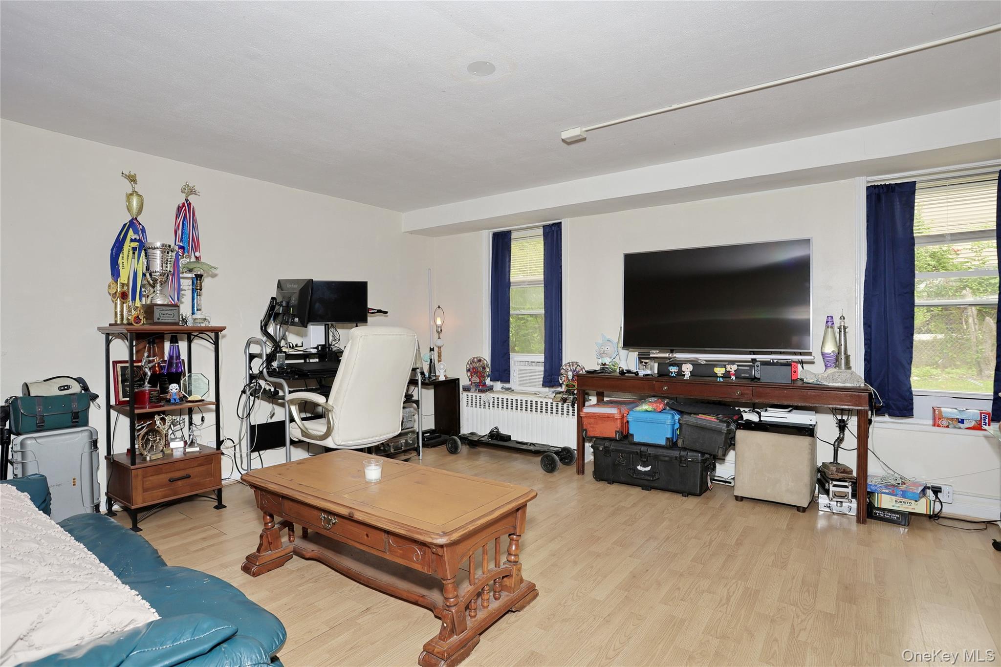 2 Westend Avenue Property Photo 28