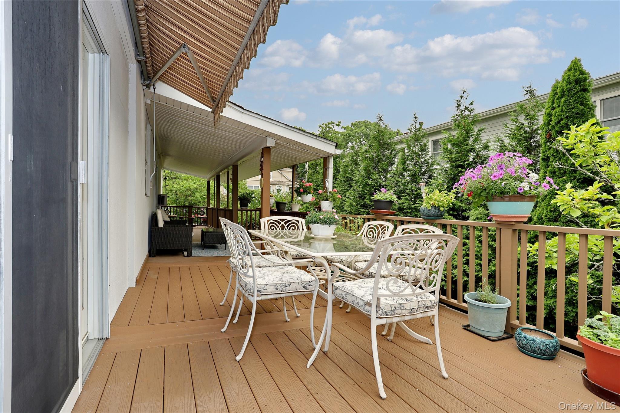 2 Westend Avenue Property Photo 39