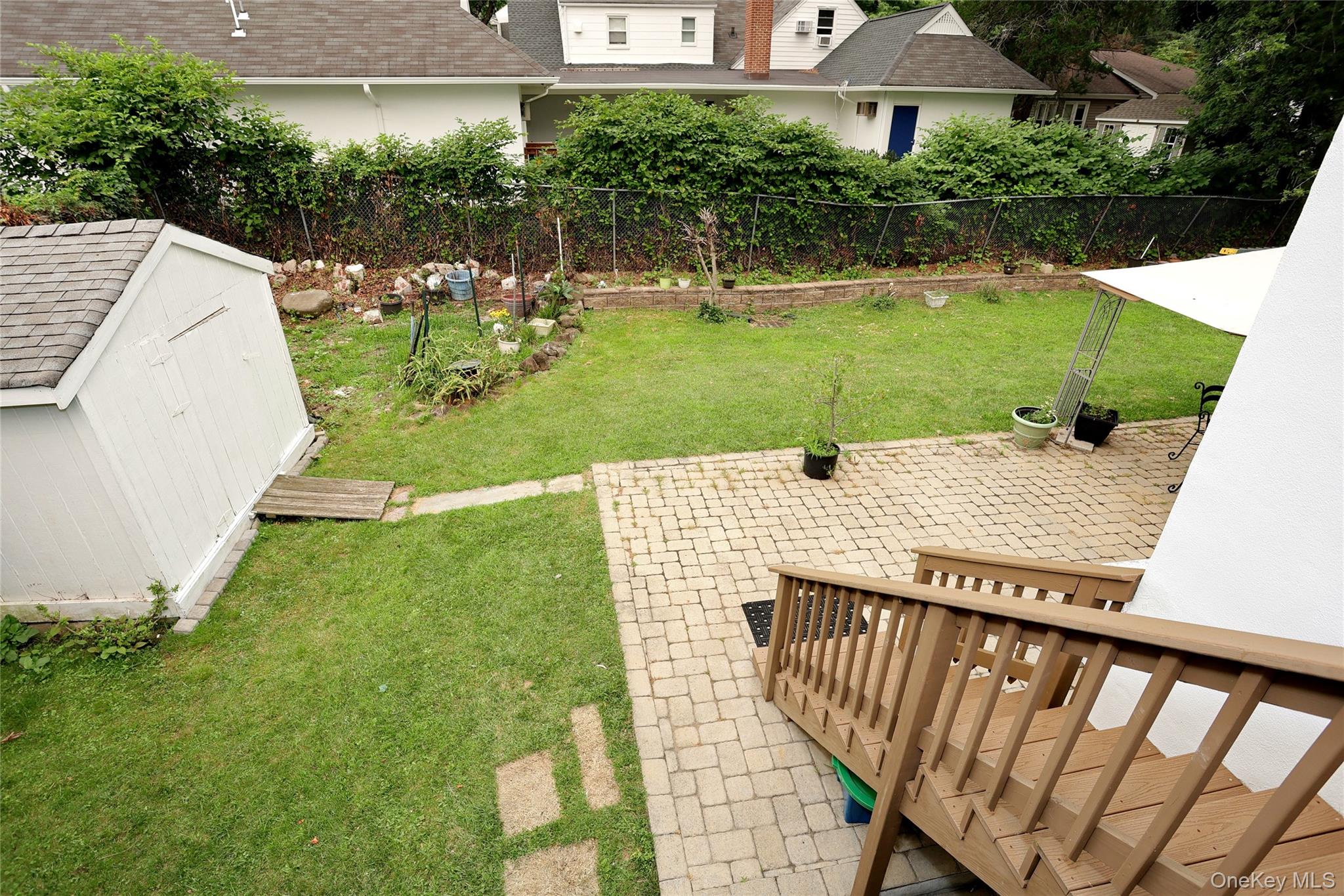 2 Westend Avenue Property Photo 42
