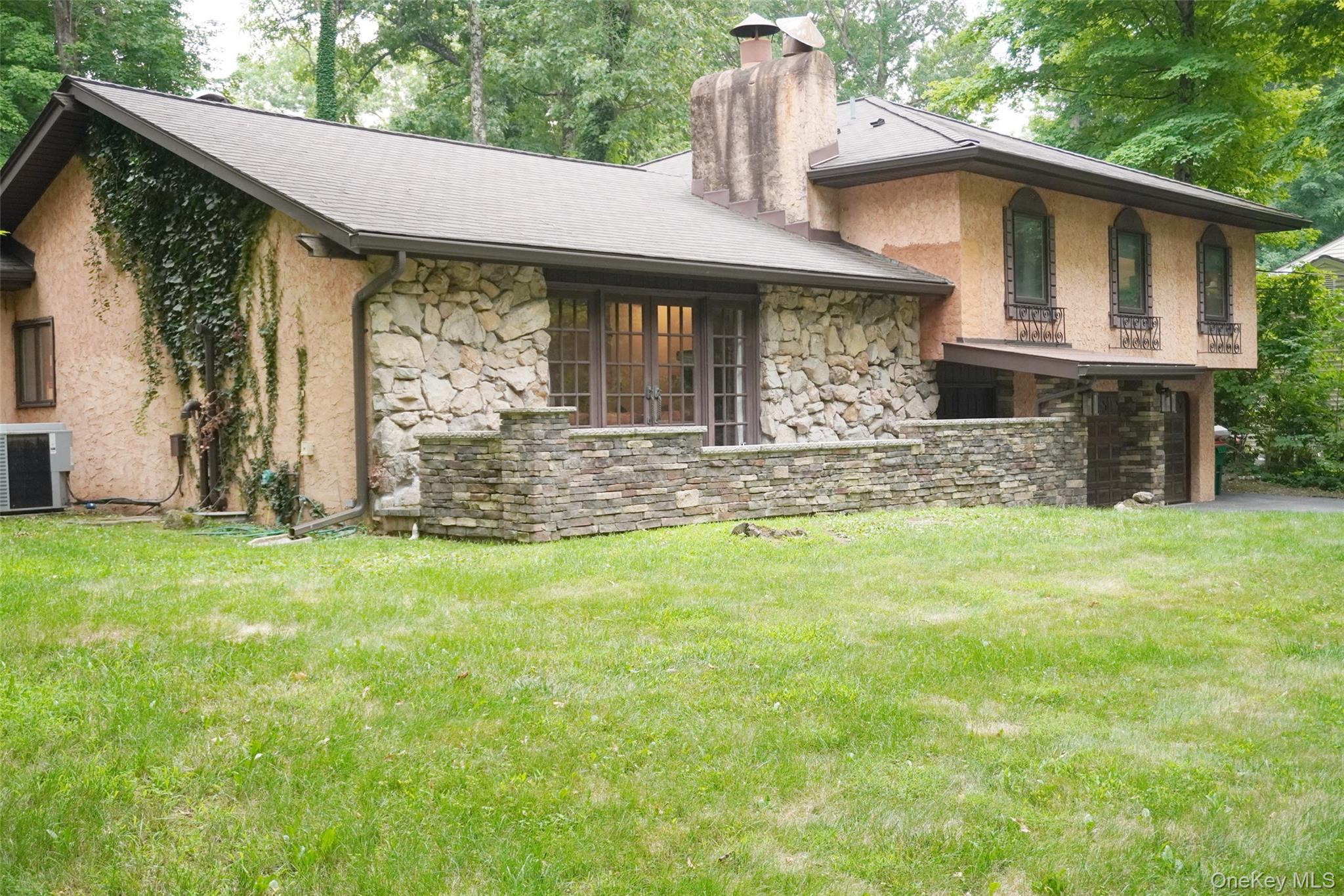 50 Pleasant Ridge Drive Property Photo 3