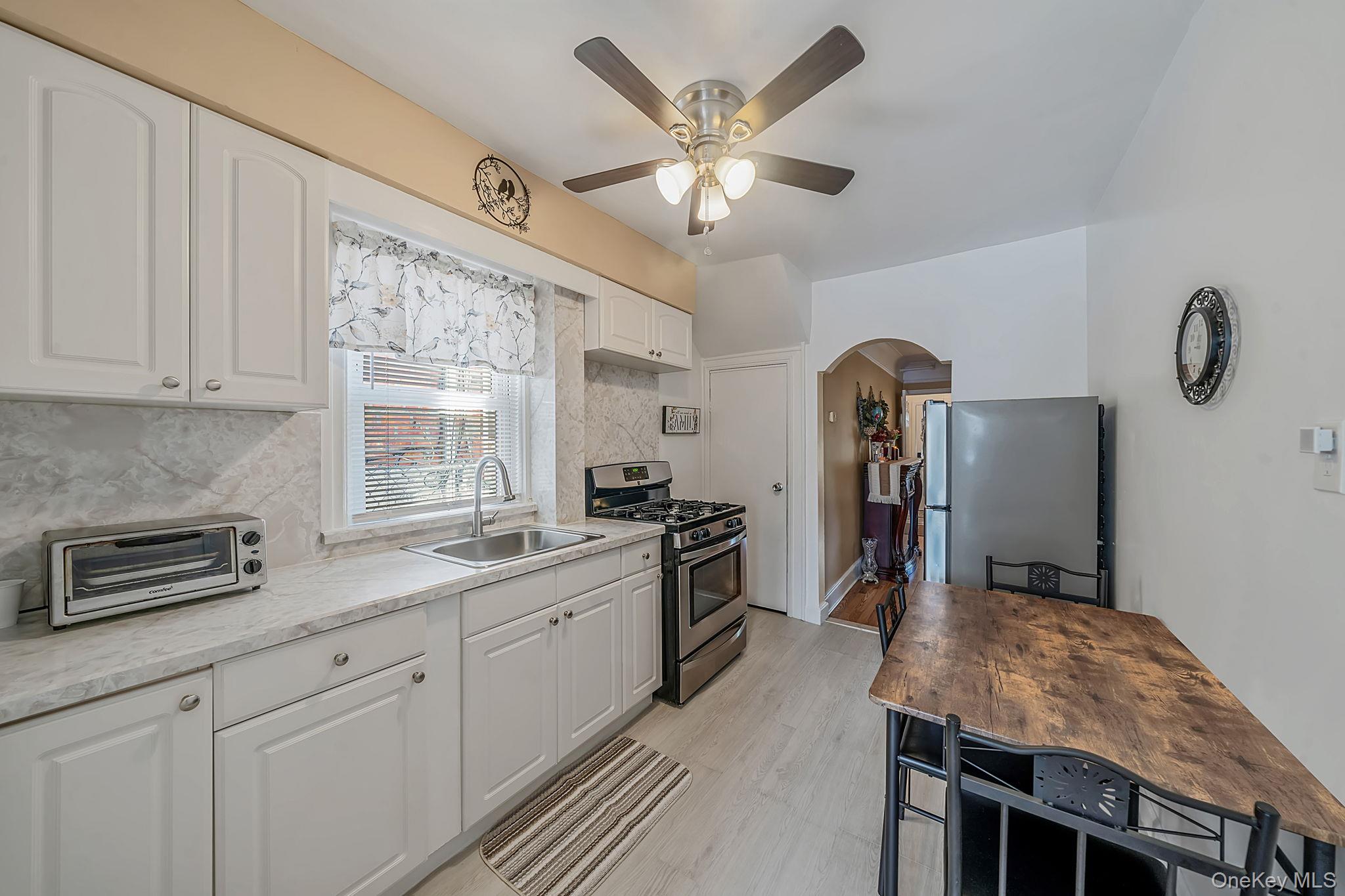 2863 Wilkinson Avenue Property Photo 10