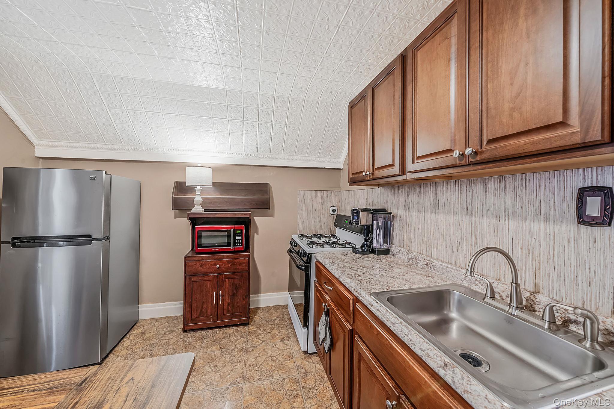 2863 Wilkinson Avenue Property Photo 18