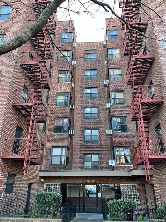 32-40 89th Street 611