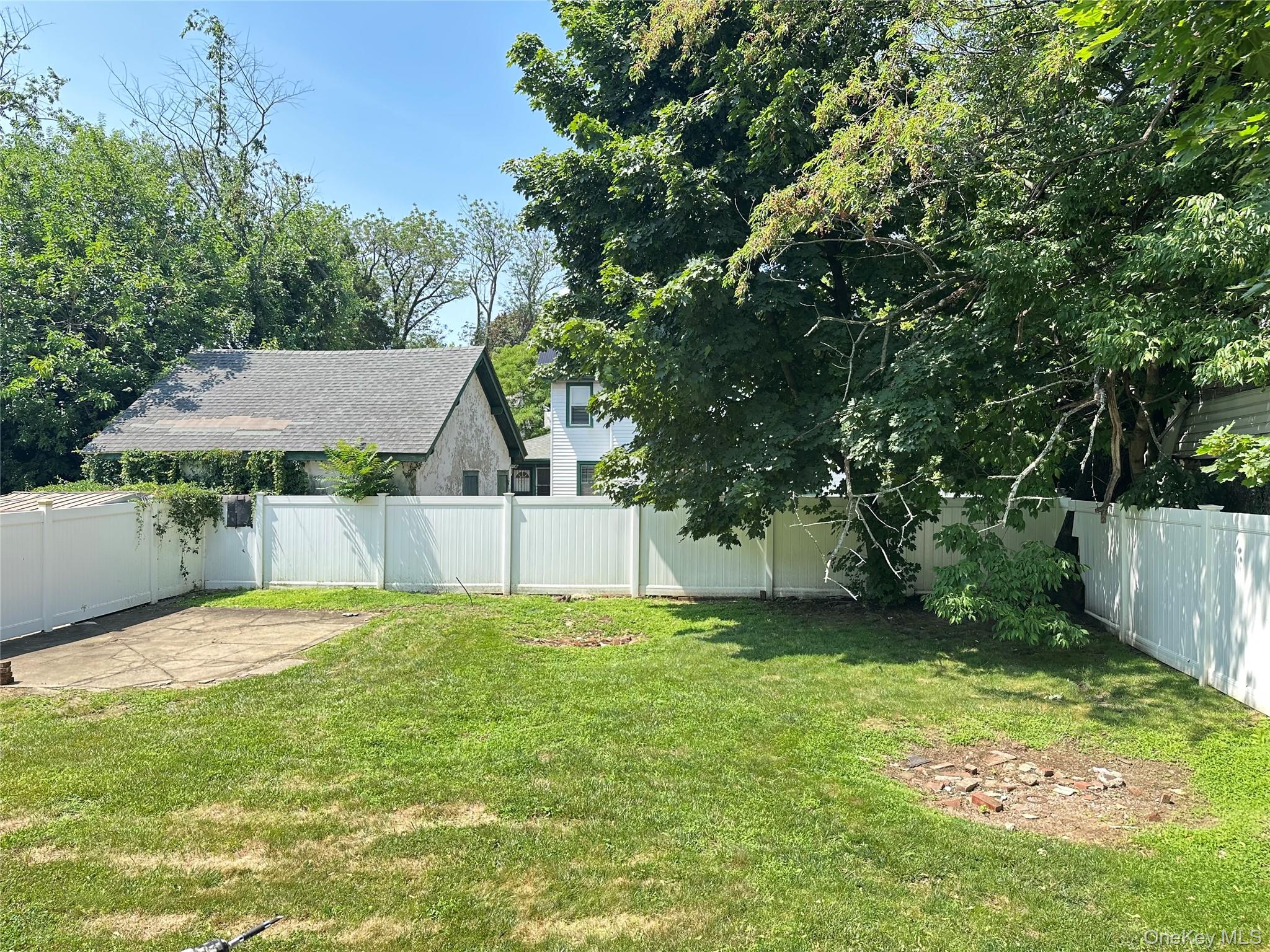 115-04 180th Street Property Photo 5