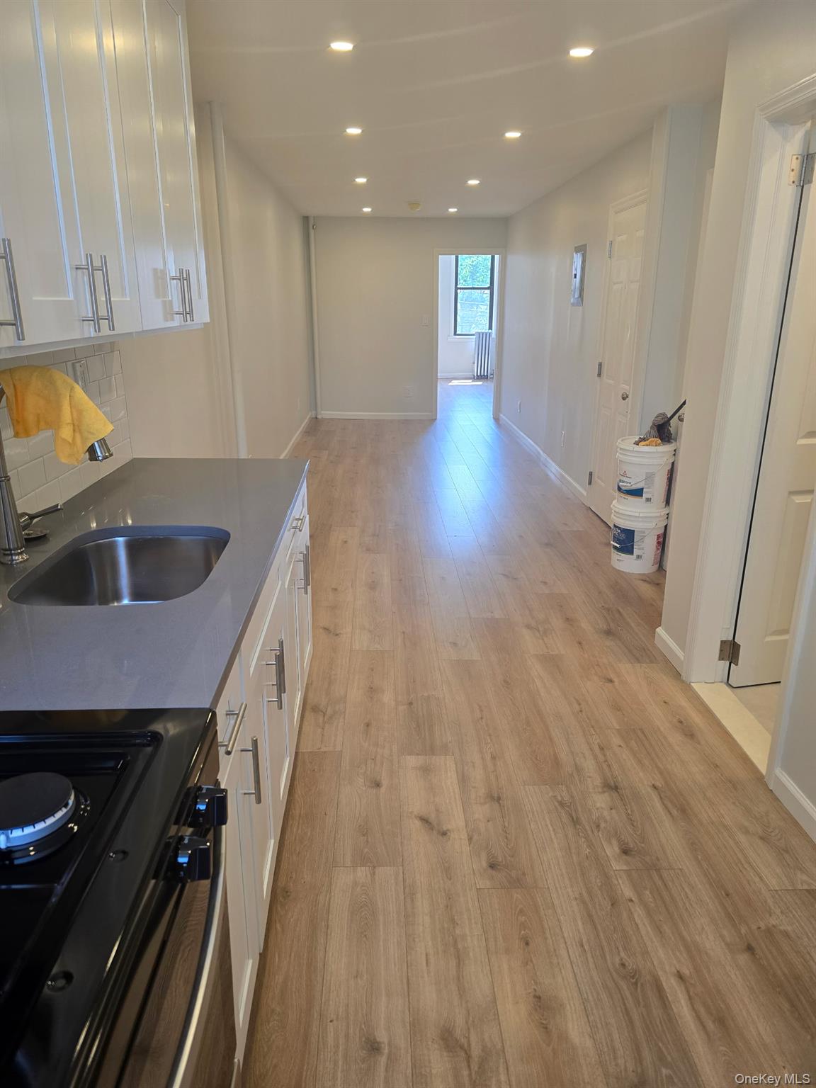 6077 55th Street 2r Property Photo 3