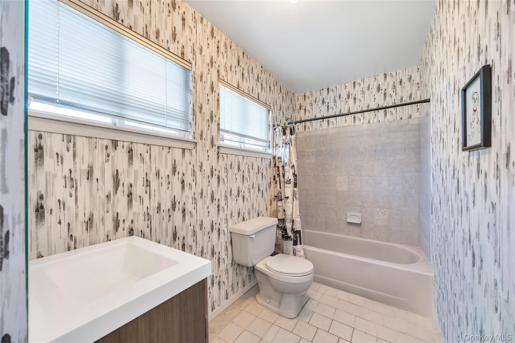 859 Pine Avenue Property Photo 19