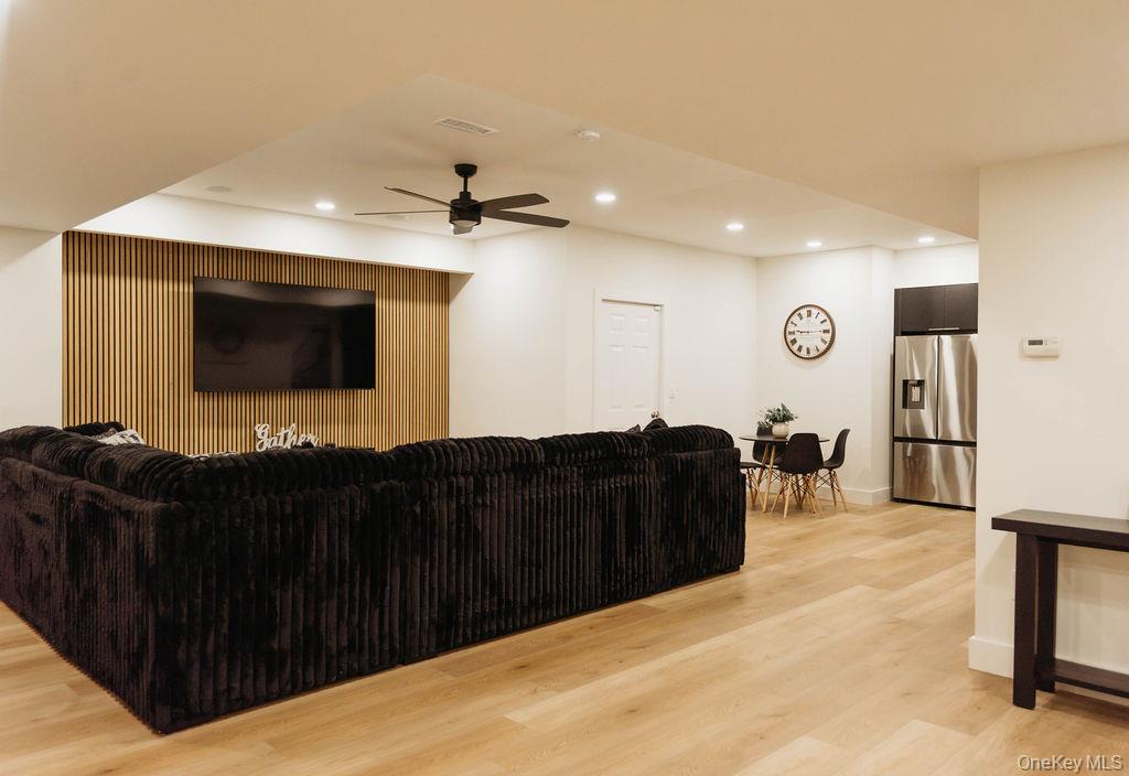 7 Brescia Boulevard Property Photo 20