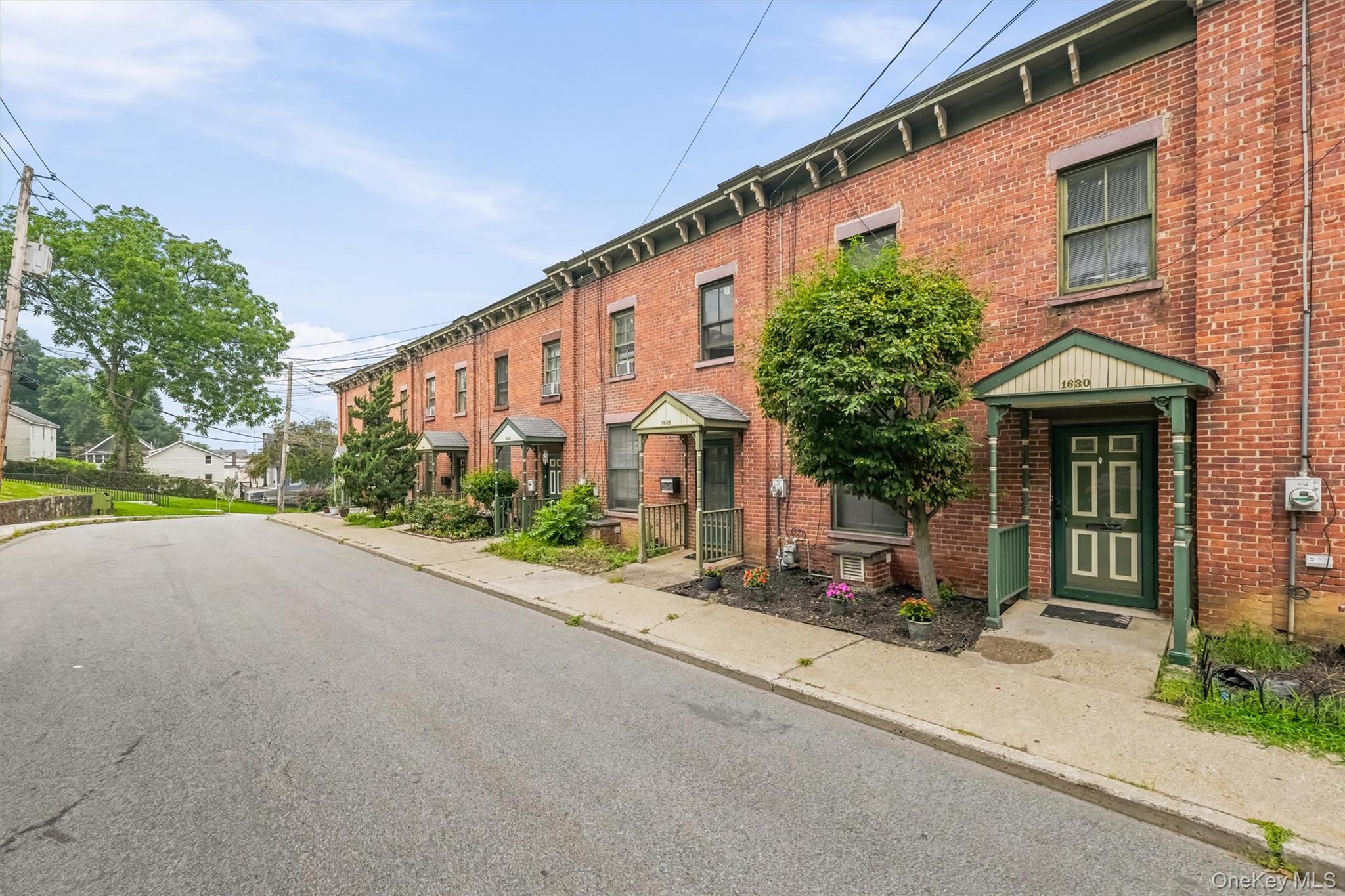 1630 Park Street Property Photo 1