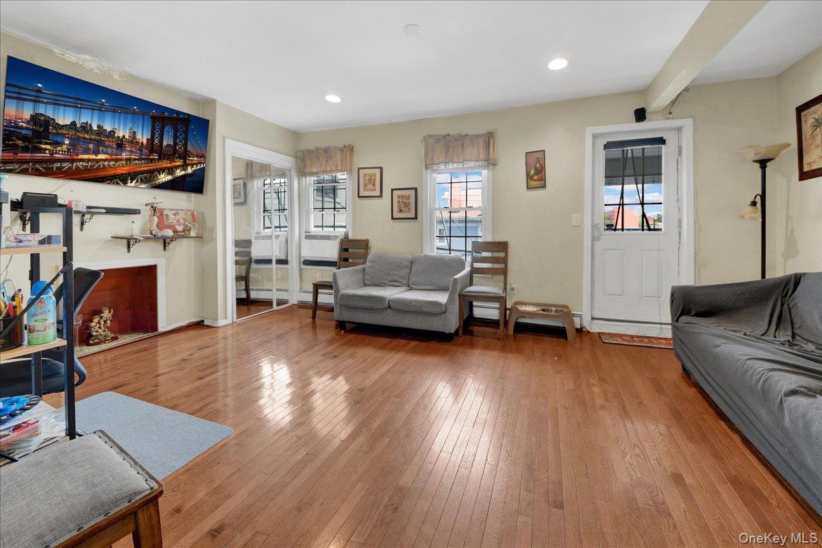 58 Post Street Property Photo 8