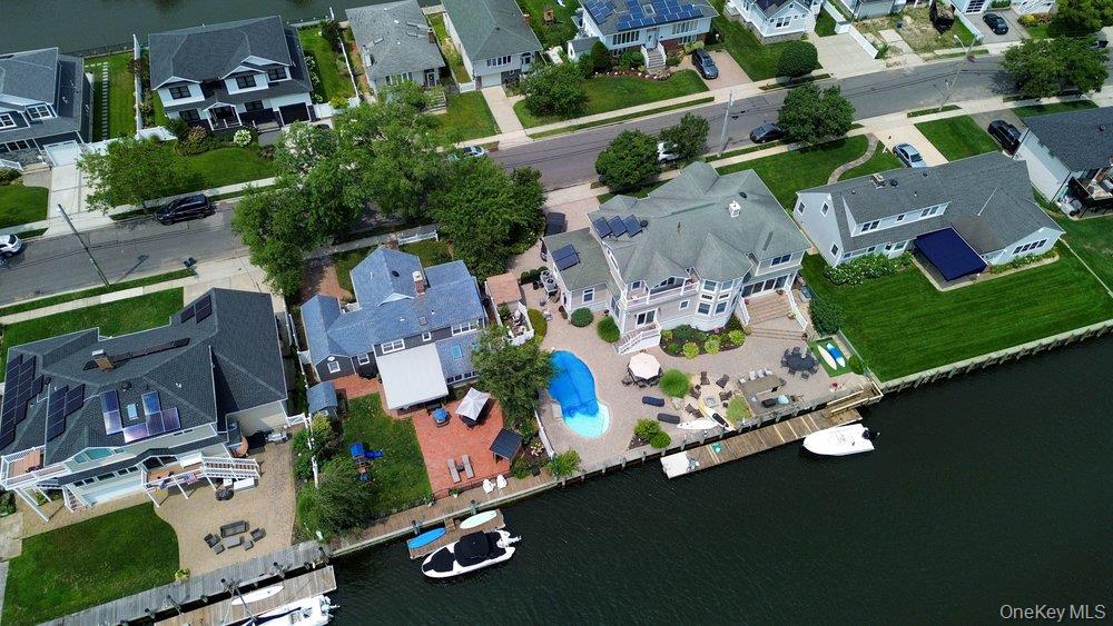 57 Beach Road Property Photo 27