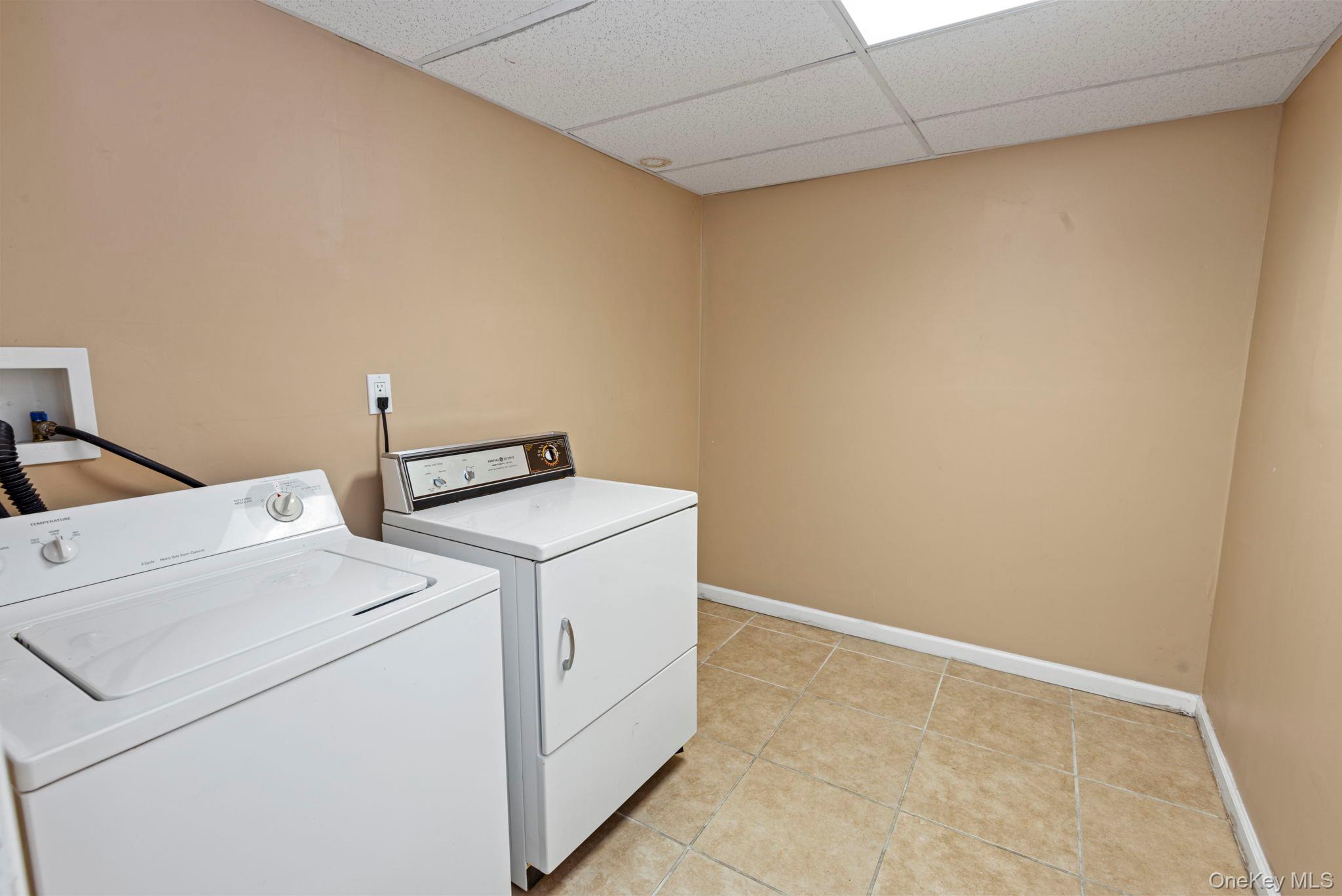 75 Cove Road Property Photo 32
