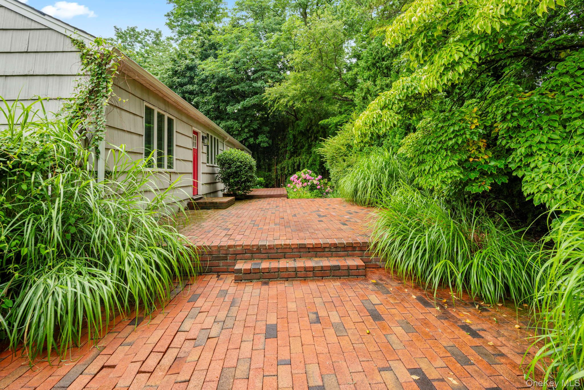 75 Cove Road Property Photo 35