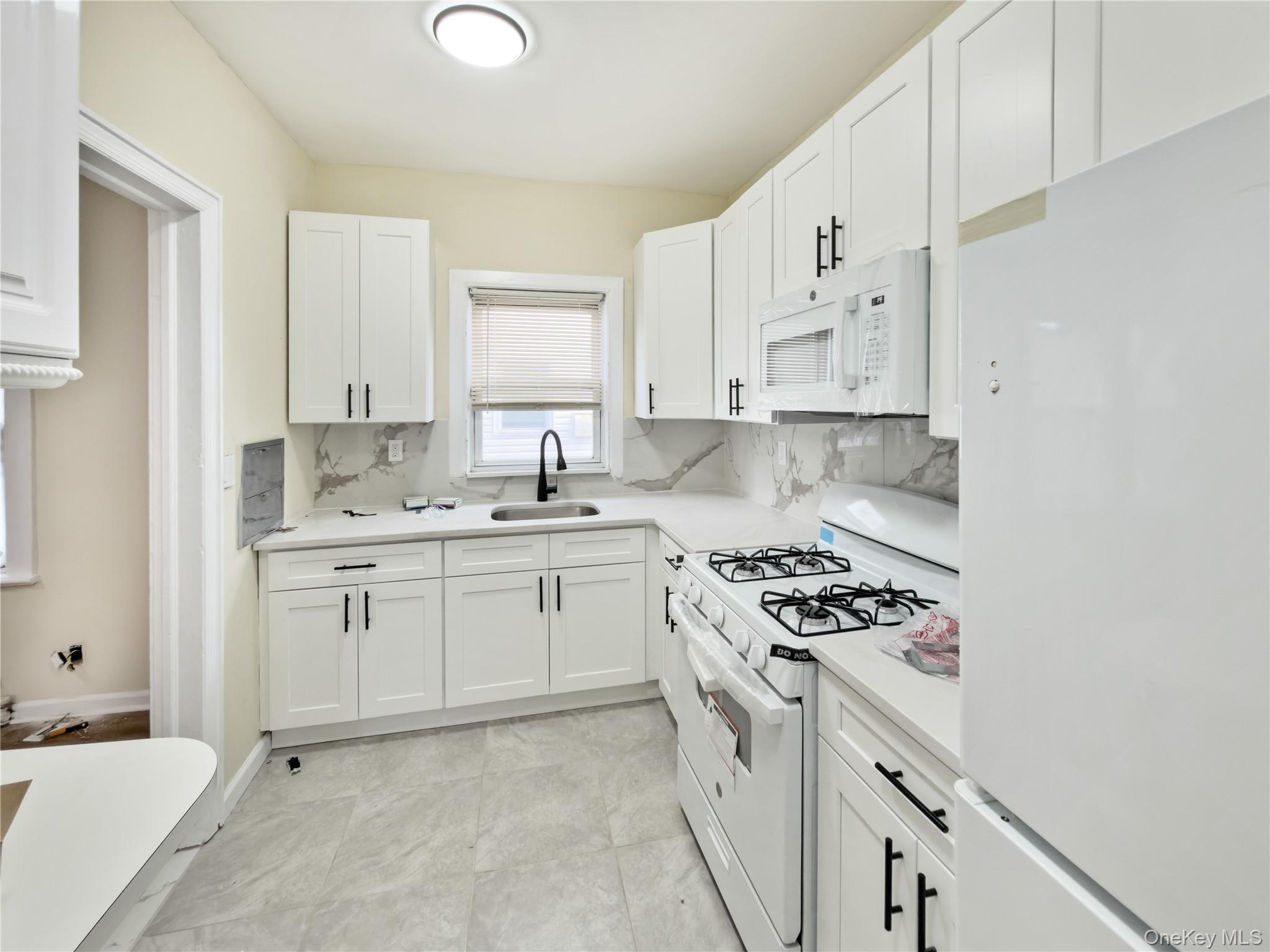 302 W Hudson Street Property Photo 13