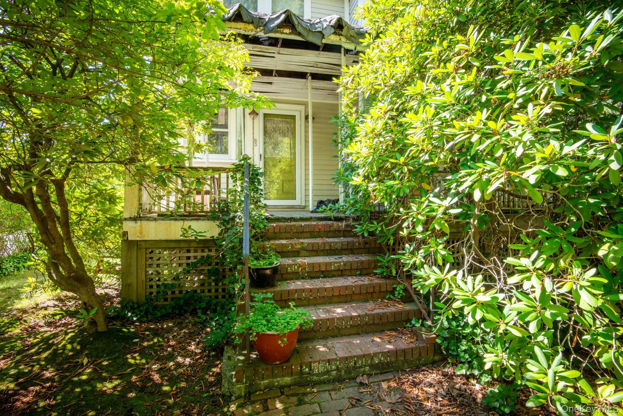 83 Highland Avenue Property Photo 1