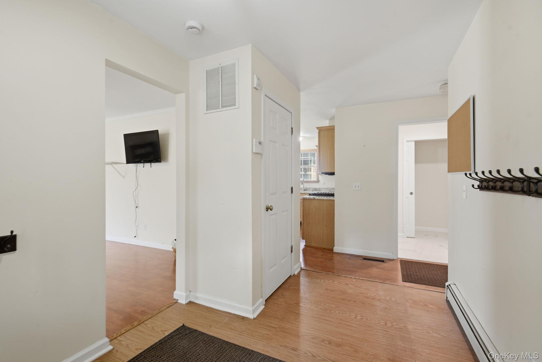 37 N Cedar Street Property Photo 8