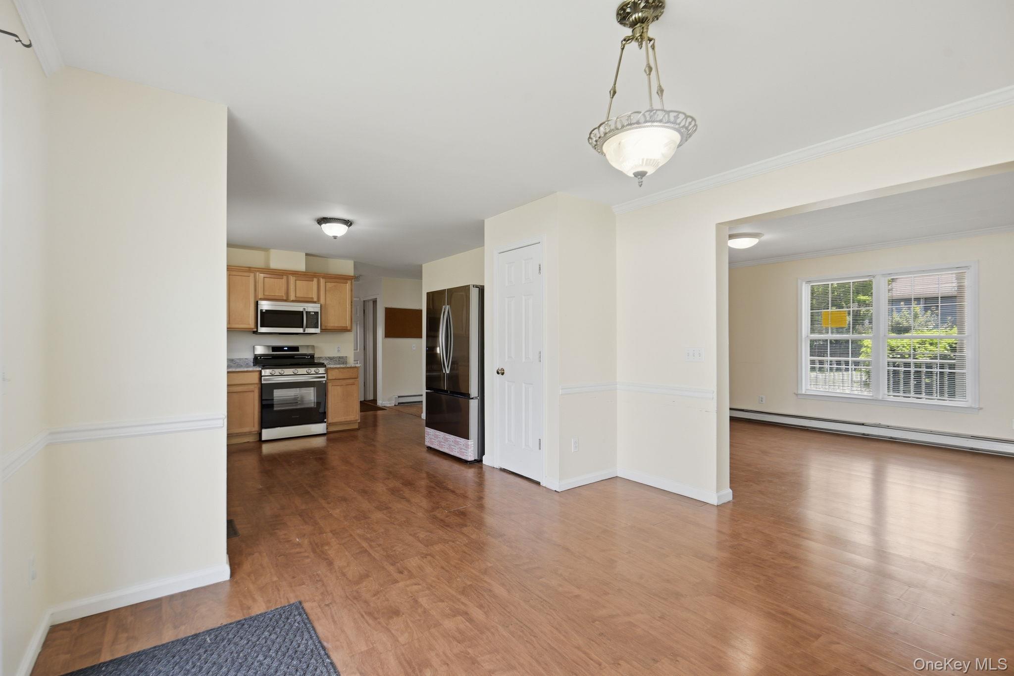 37 N Cedar Street Property Photo 11