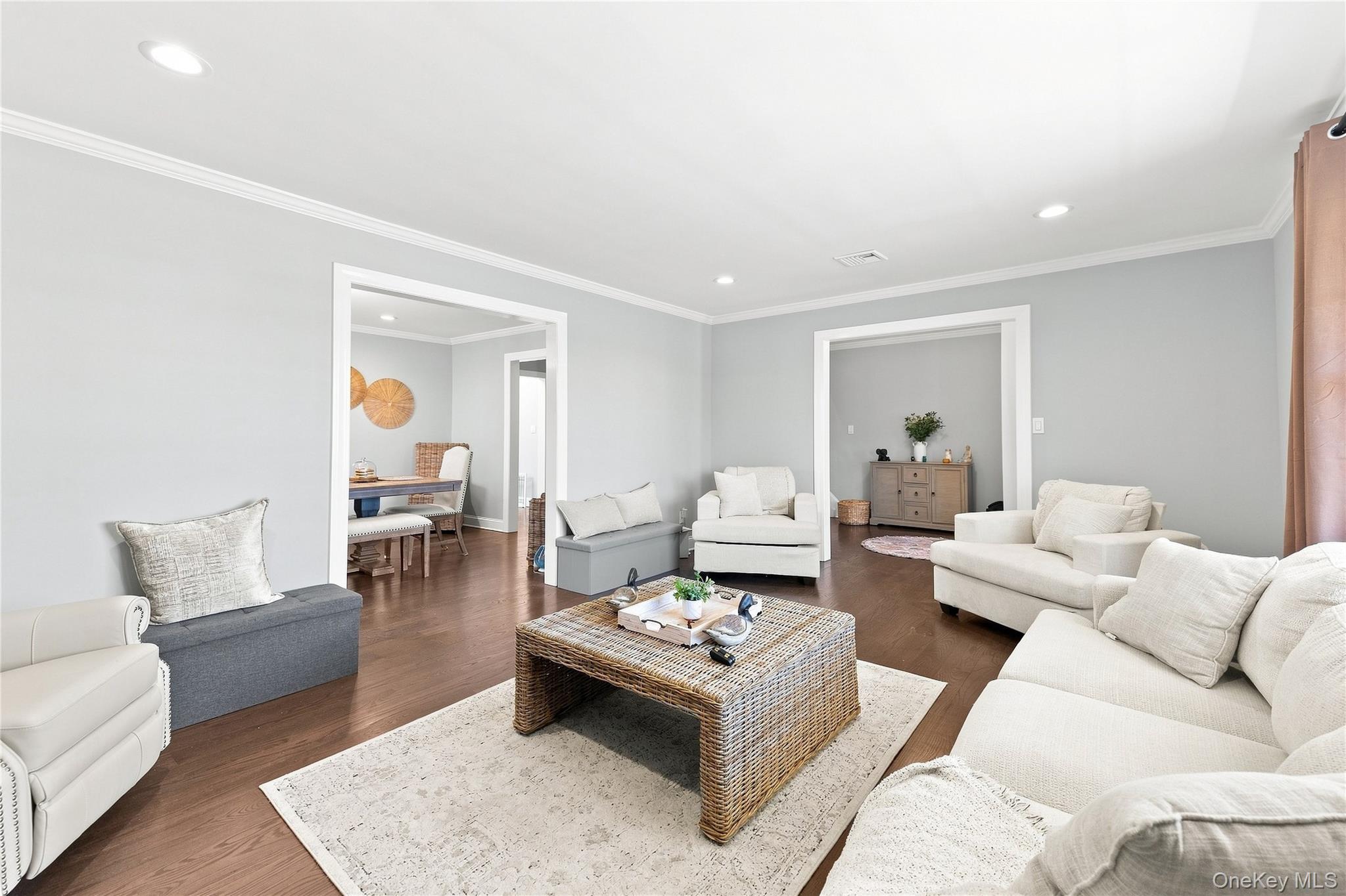 336 Grand Central Avenue Property Photo 6