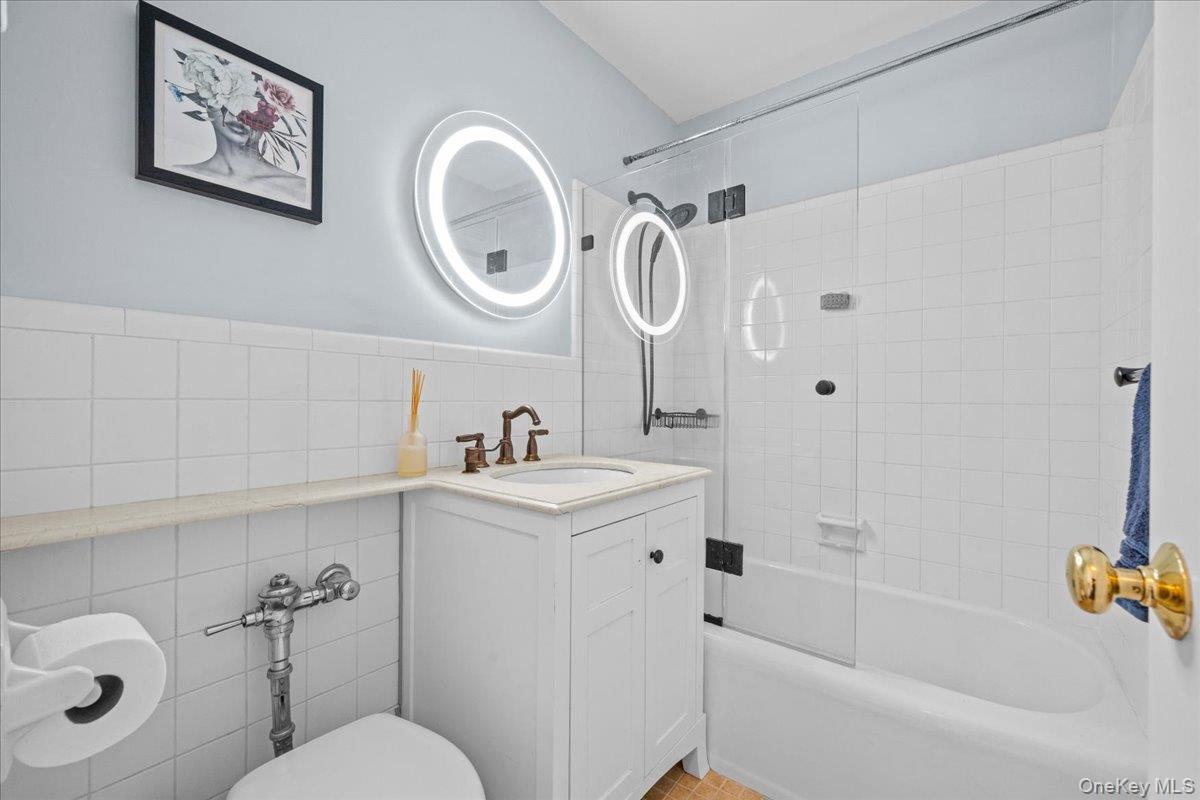 2575 Palisade Avenue 2c Property Photo 11