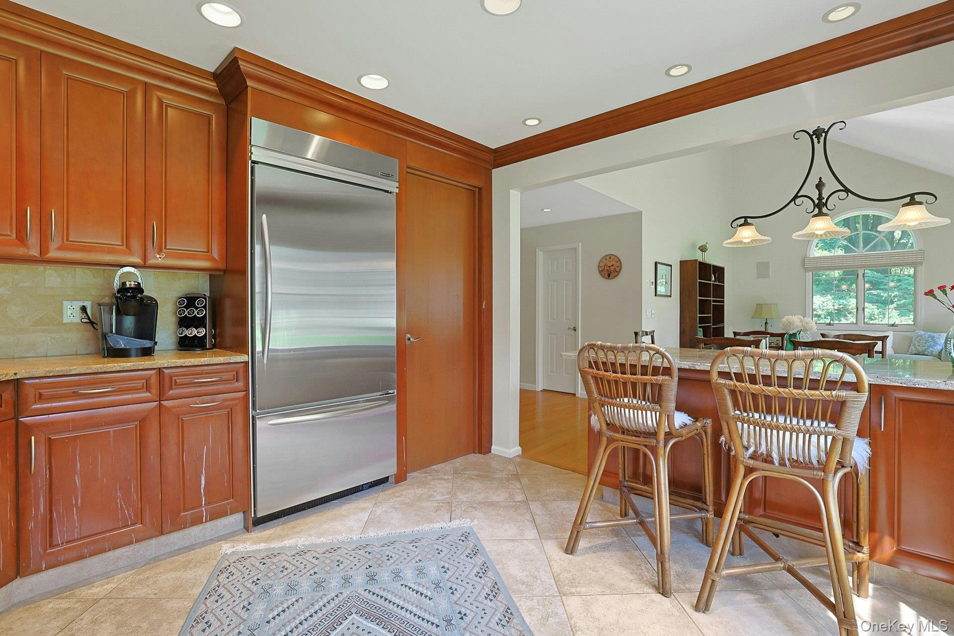 4101 Victoria Drive Property Photo 12