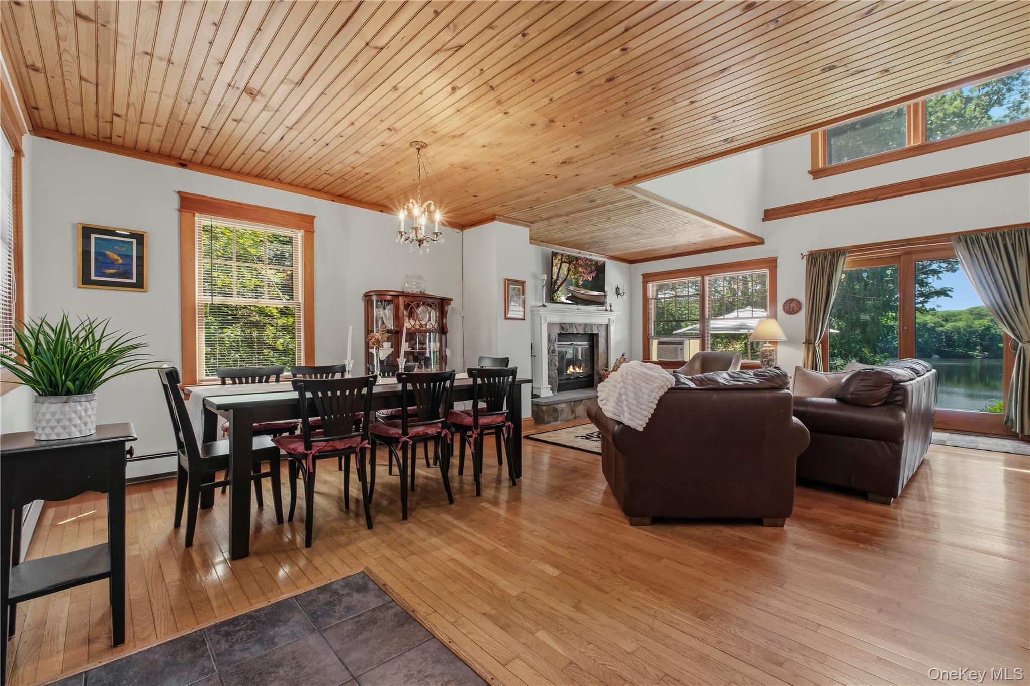 342 Lake Shore Road Property Photo 4
