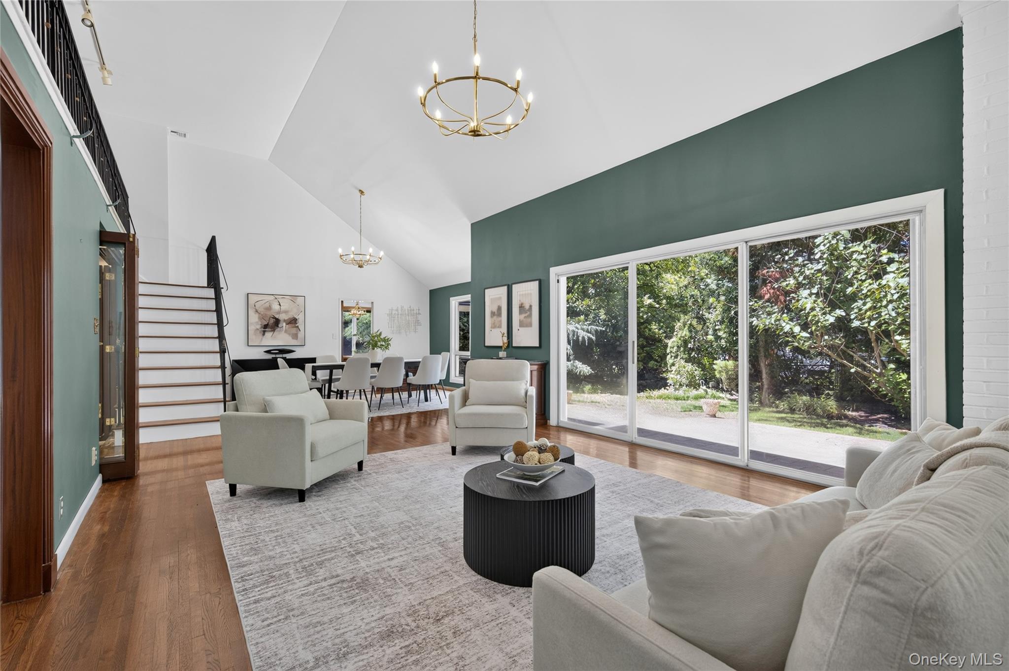 4 Waring Drive Property Photo 11