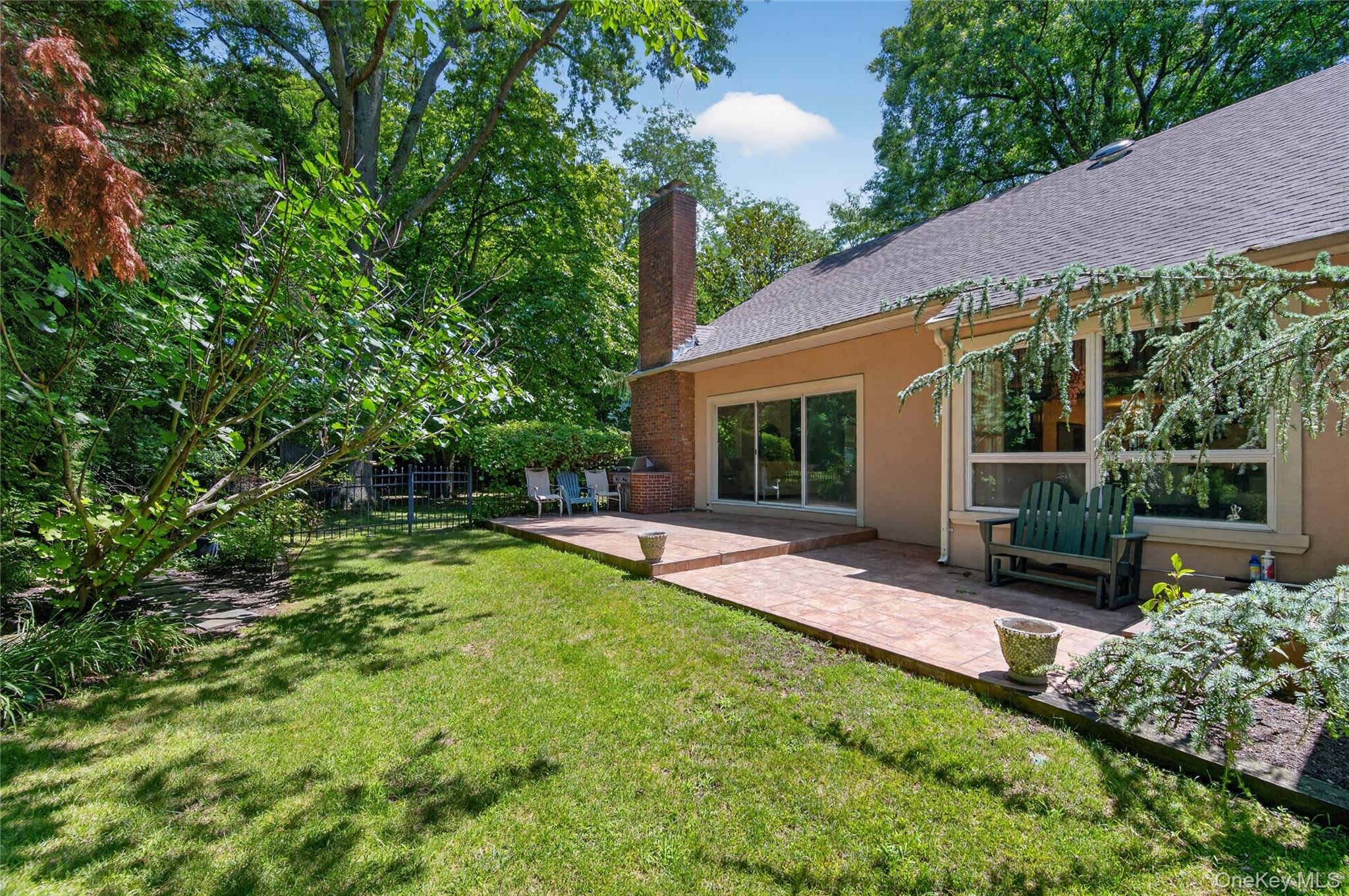 4 Waring Drive Property Photo 30