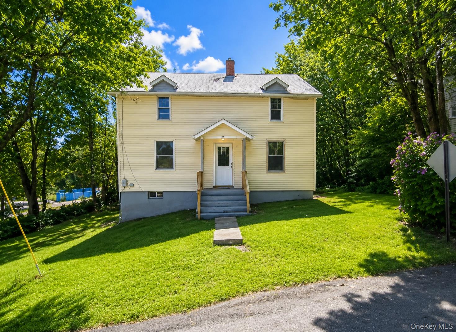 6 Old Walnut Street Property Photo 1