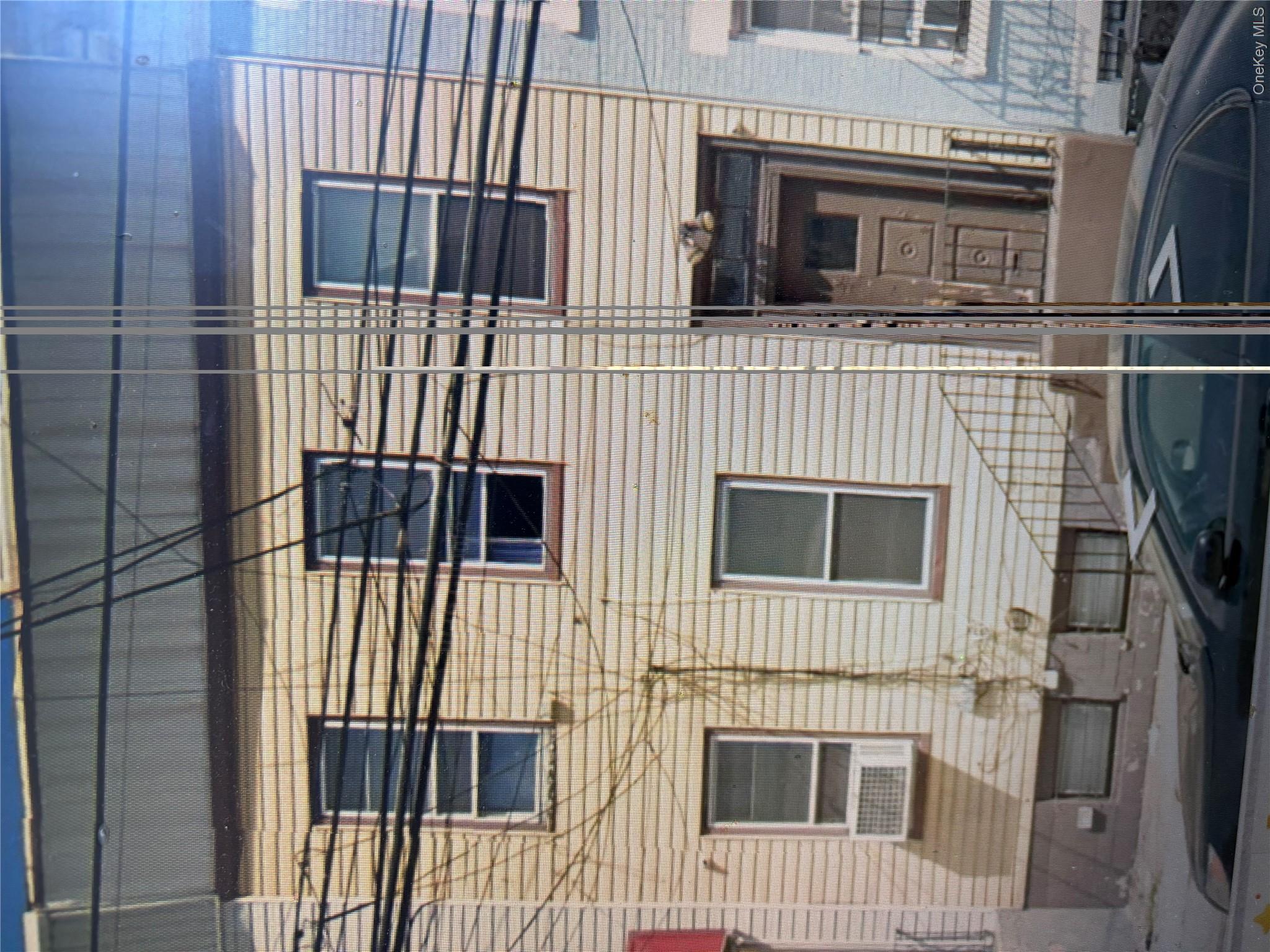 1028404 Property Photo 1