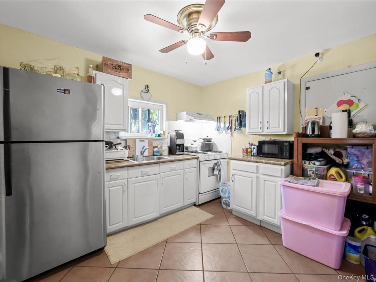 36 Russell Place Property Photo 5