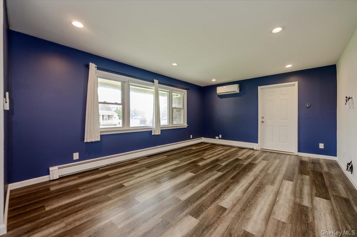 920 9th Street Property Photo 4