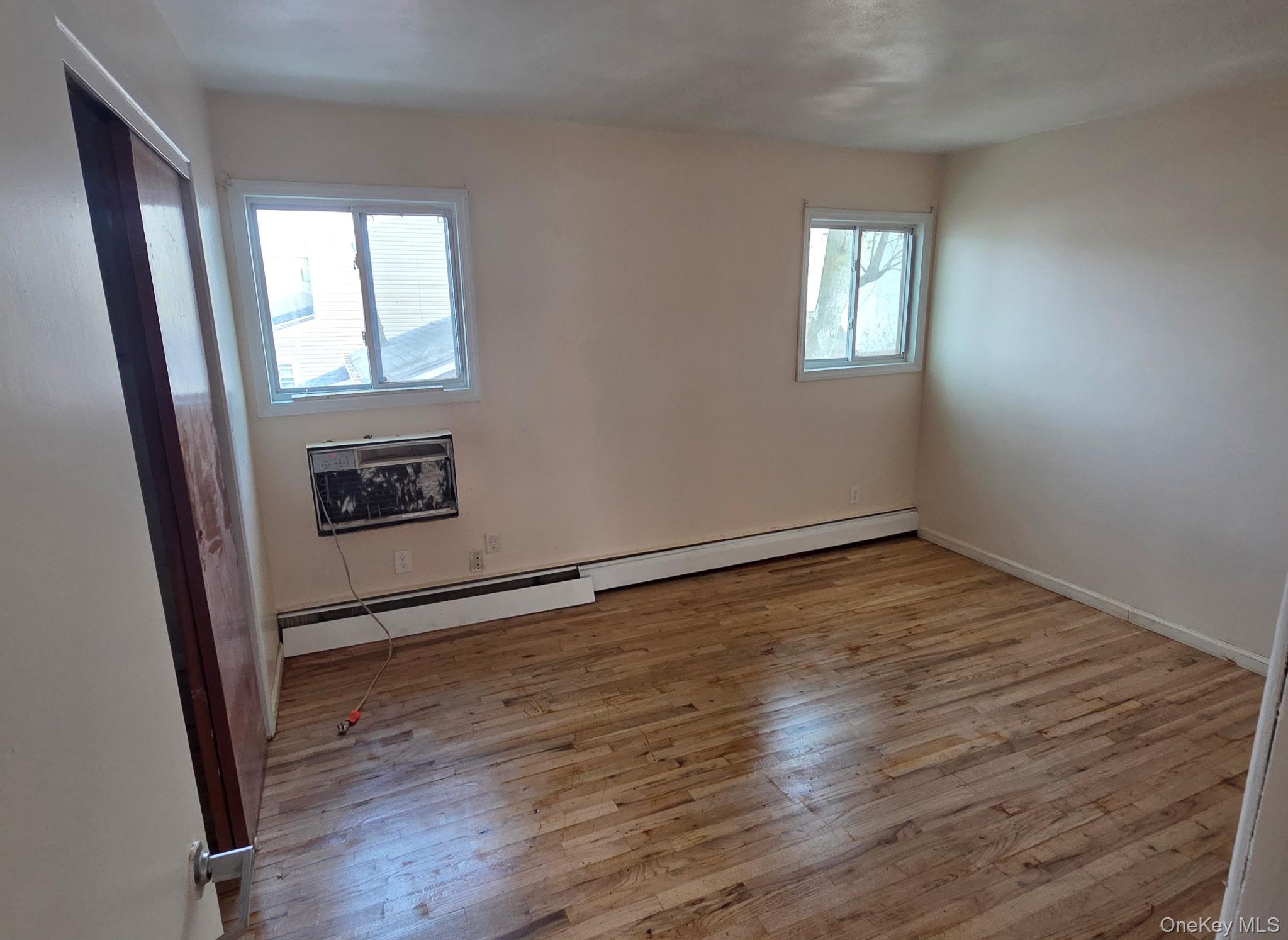 14753 Weller Lane Property Photo 9