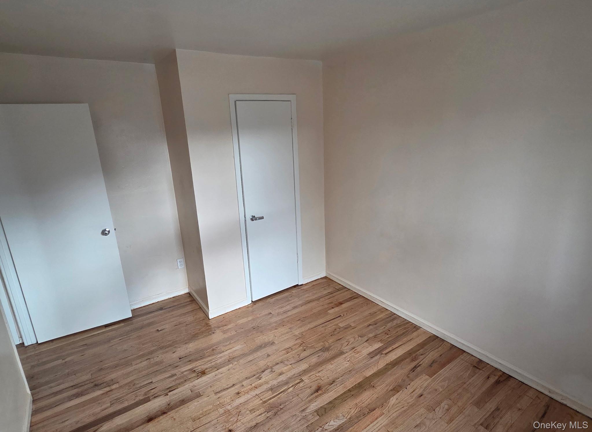 14753 Weller Lane Property Photo 10