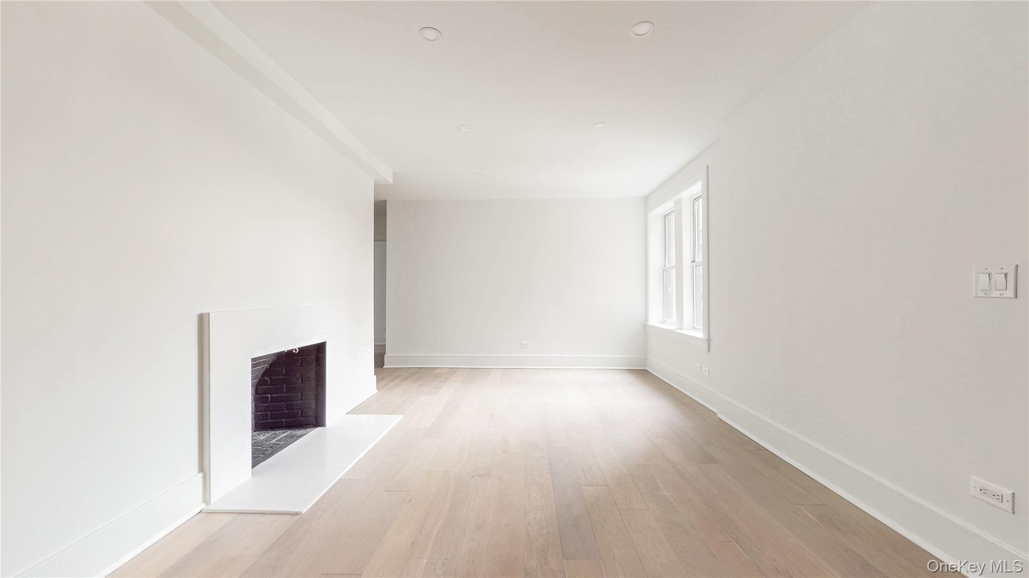 14809 Northern Boulevard 5m Property Photo 7