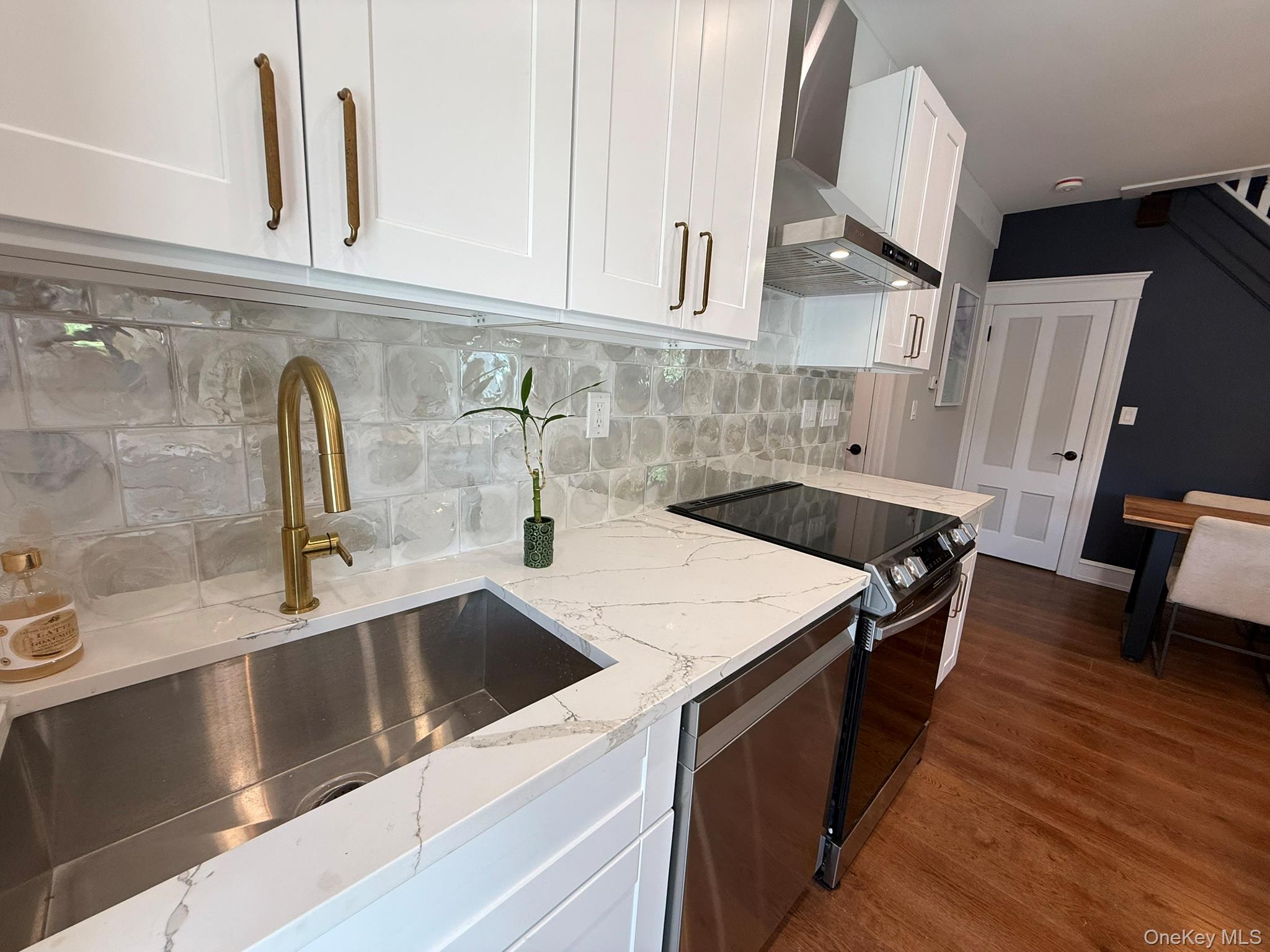 1028434 Property Photo 15
