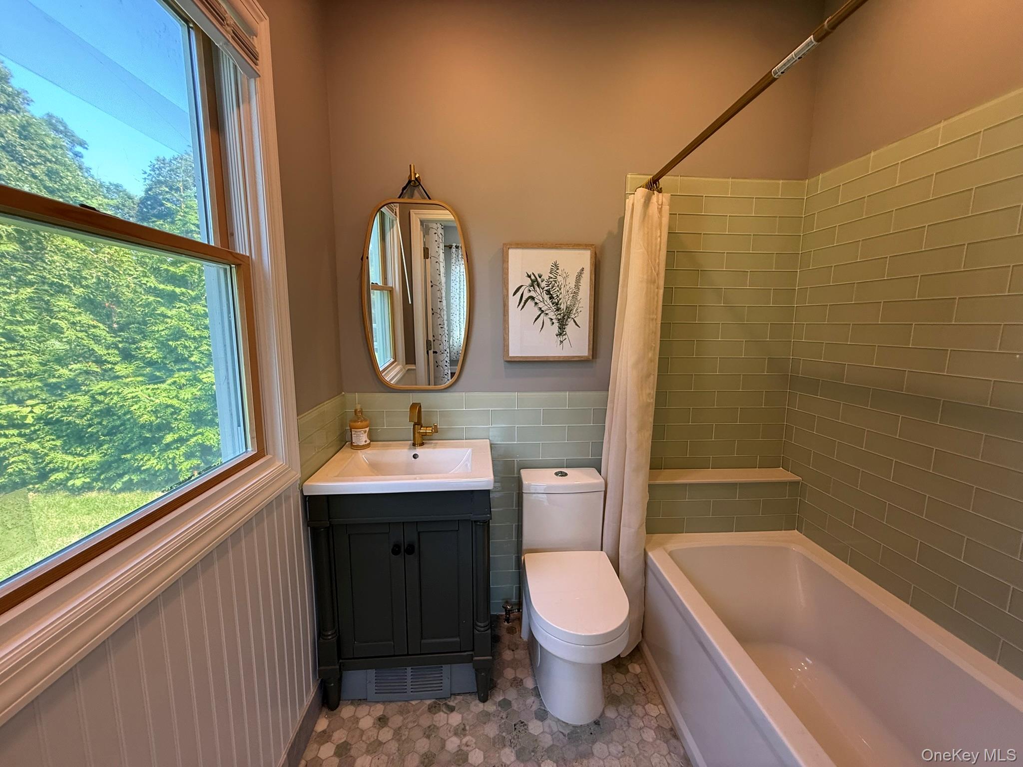 1028434 Property Photo 17