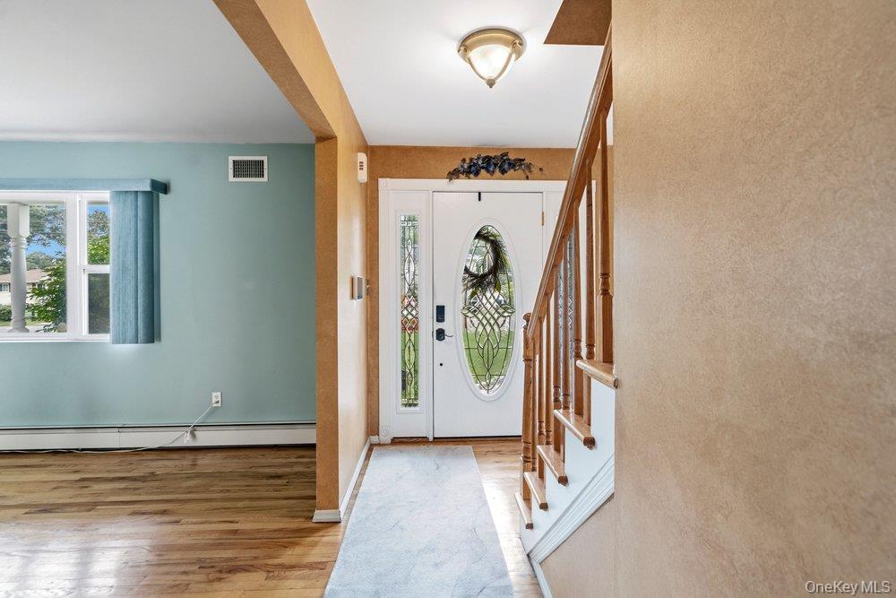 89 Floyd Street Property Photo 7