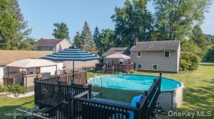 119 Lighthouse Drive Property Photo 4
