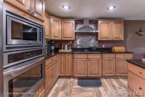119 Lighthouse Drive Property Photo 8