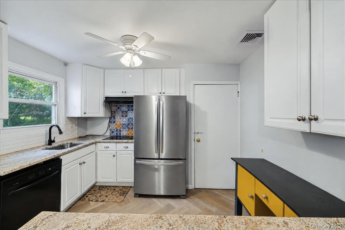 63 Waterbury Parkway Property Photo 7