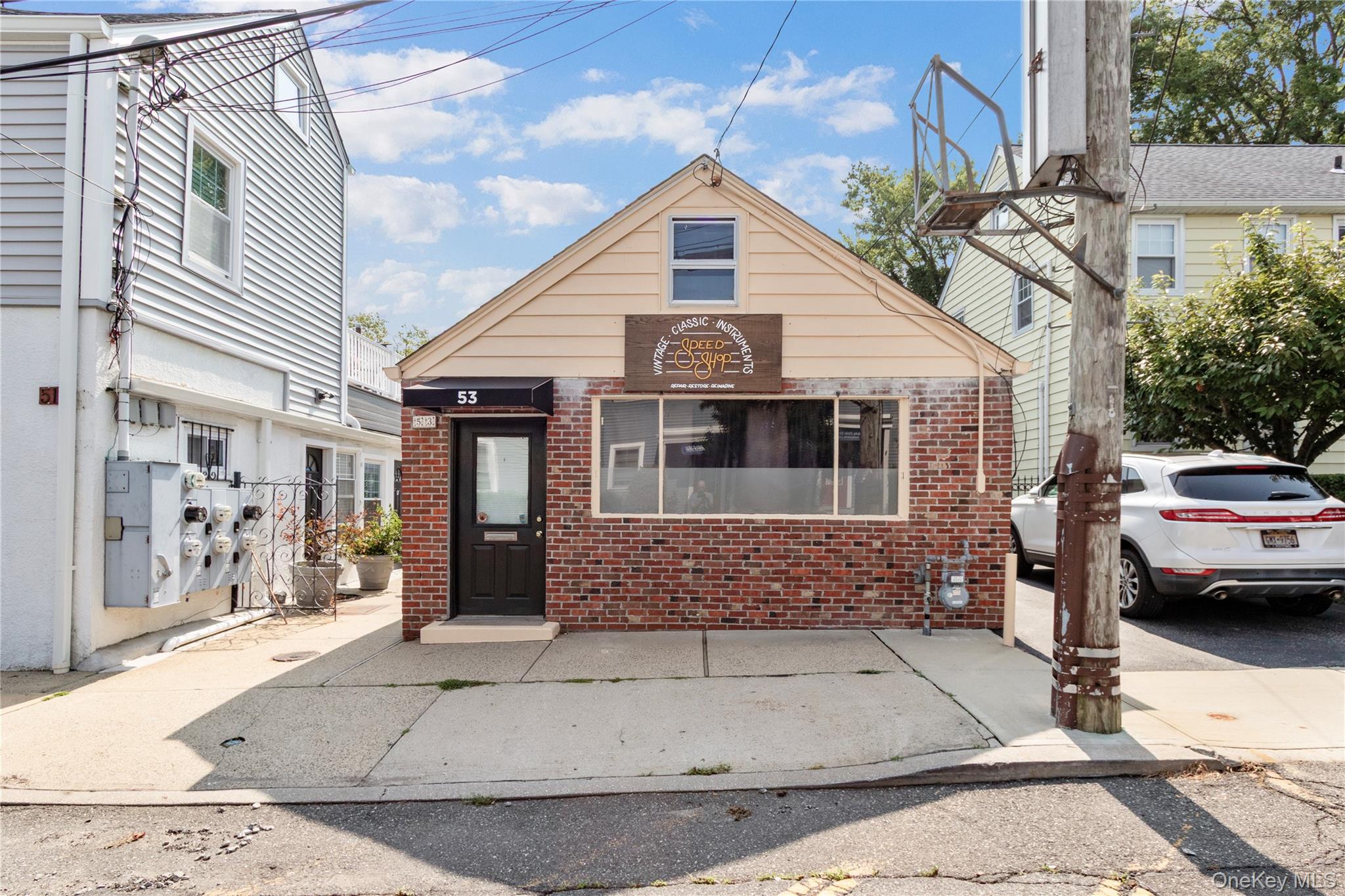 53 Spring Street Property Photo 1