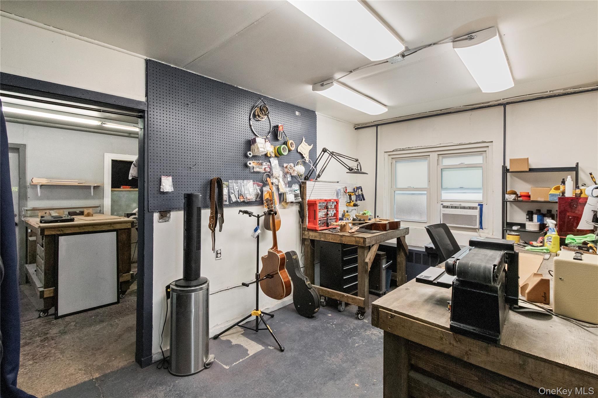 53 Spring Street Property Photo 5