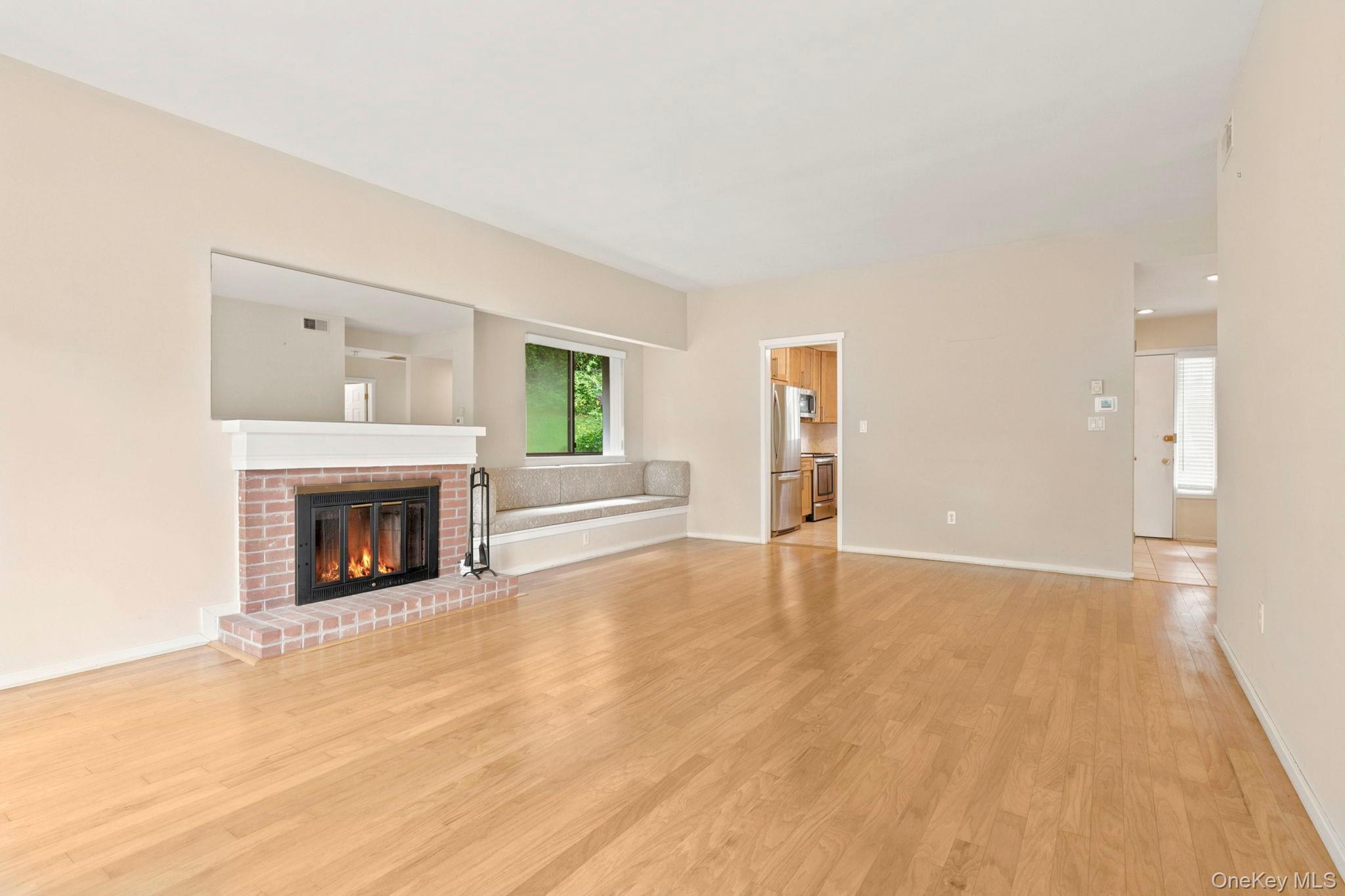 241 Heritage Hills D Property Photo 5