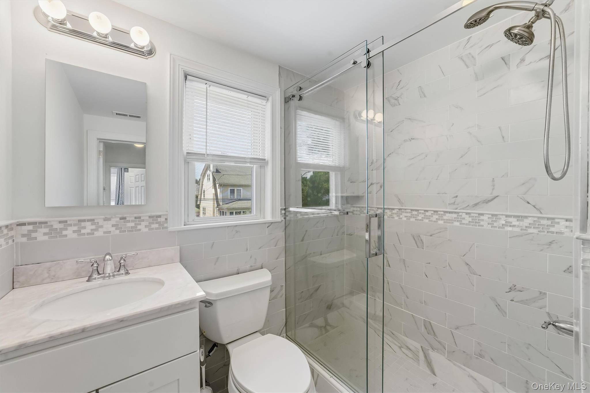 208 Third Avenue Property Photo 37